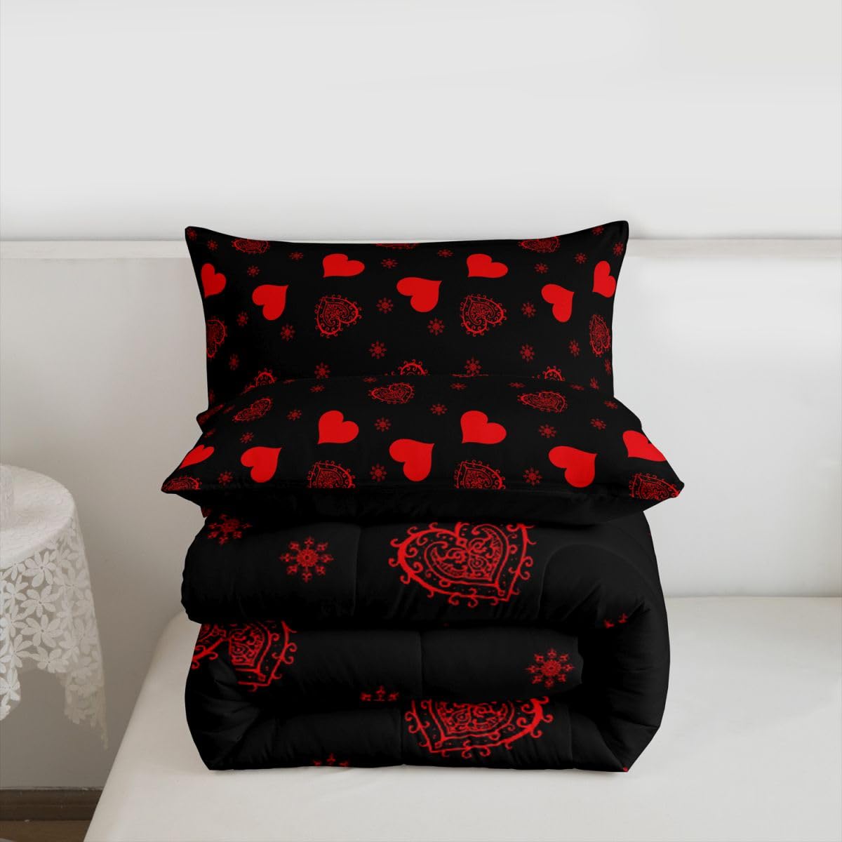 Erosebridal Romantic Love Comforter Set Queen Size Paisley Love Heart Bedding Set for Girls Women Valentine Day Comforter for Couples Bedroom Red and Black Quilt Duvet All Season