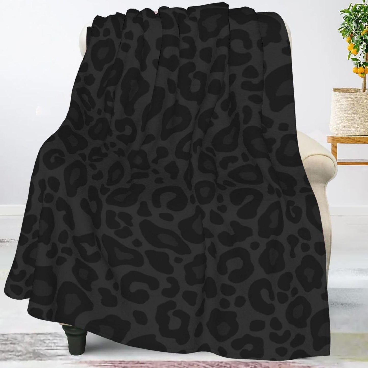 Jbofyee Black Leopard Print Throw Blankets All Season Ultra Soft Warm Cheetah Fleece Blanket for Home Bed Sofa Couch Chair Outdoor Travel Camping 50x40 Inch