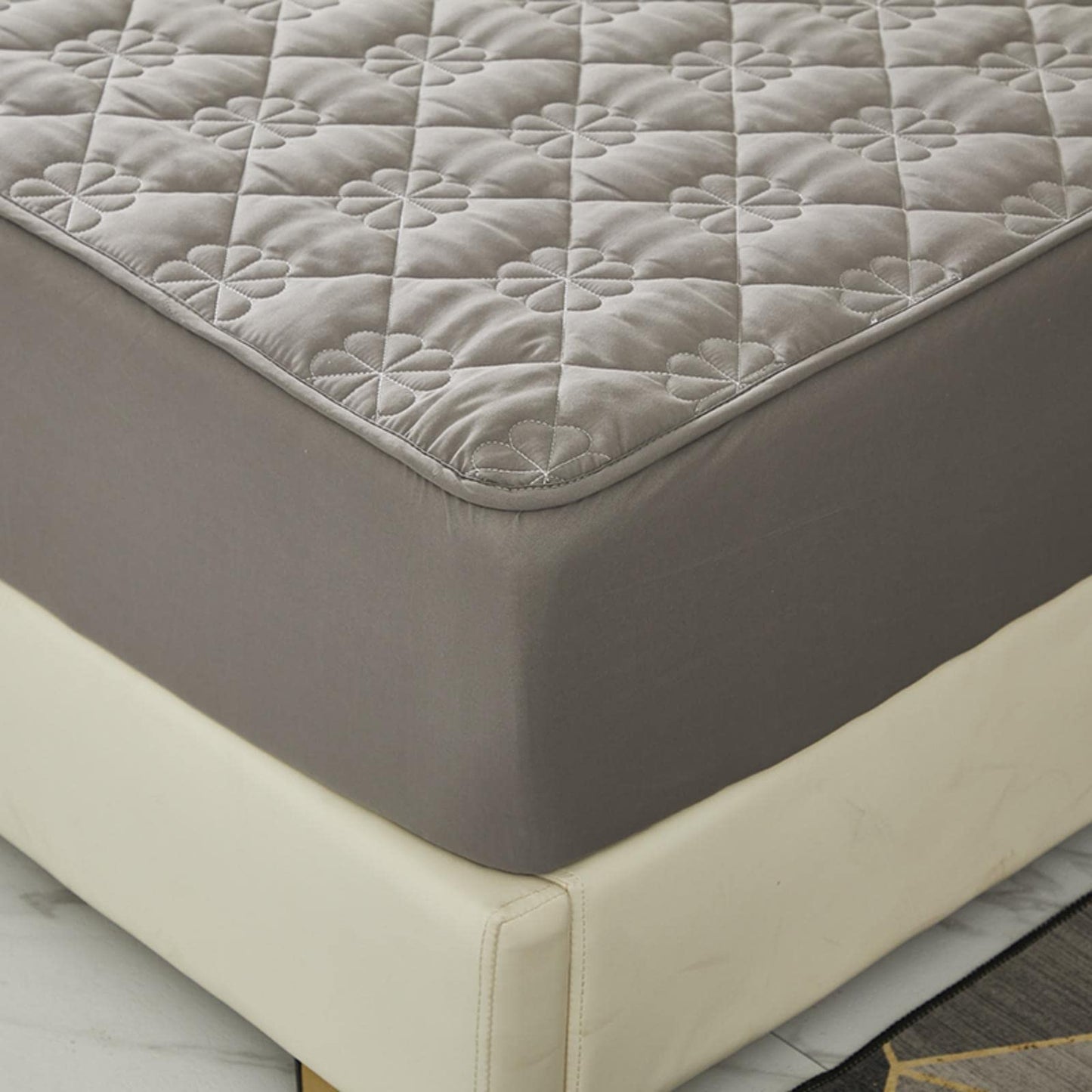 Extra Deep Pocket Fitted Sheet|Soft Breathable Bed Sheet|Non-Slip Non Pilling Protective Cover for Bed Mattress|Warmth Cotton Bedding Sheet|18”-24” Quilted Fitted Sheet (Gray, Queen)