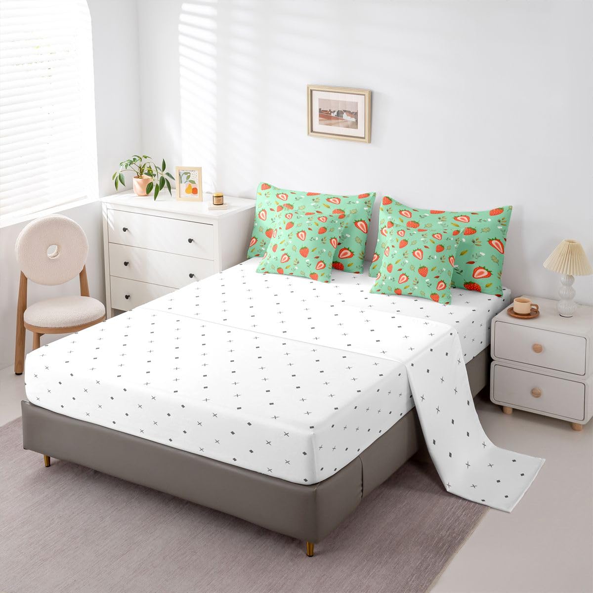 Erosebridal Strawberry 7 Piece Bedding Set Queen Floral Comforter Set with Sheets Plant Leaves Red Cartoon Fruits Bed in a Bag Green Leaf Kawaii Strawberry for Kids Boys Girls