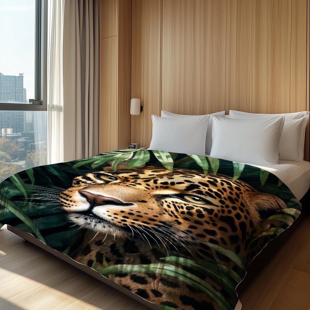 HUNXIAOJ Leopard Throw Blanket Animal Print Blanket Cheetah Gifts for Kids Warm Soft Flannel for Girls Boys Woman Teens Adults Bed Sofa Couch (49in x 59in)