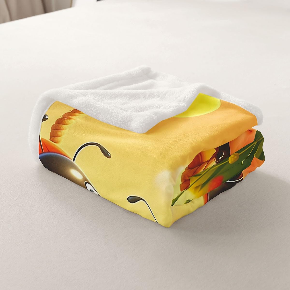 Erosebridal Spring Ladybugs Sherpa Blankets Cartoon Ladybird Reptile Throw Bed Blanket Cute Kawaii Beetles Print Fleece Blankets Spring Garden Flowers Flannel Blanket Throw 50"X60" For Kids Boys Girls