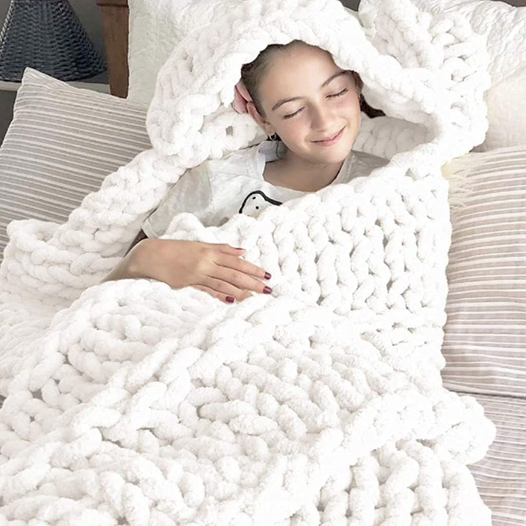 INNDUN Chunky Knit Blanket 48"x72" Handwoven Interior Decoration for Large Sofas and Beds White