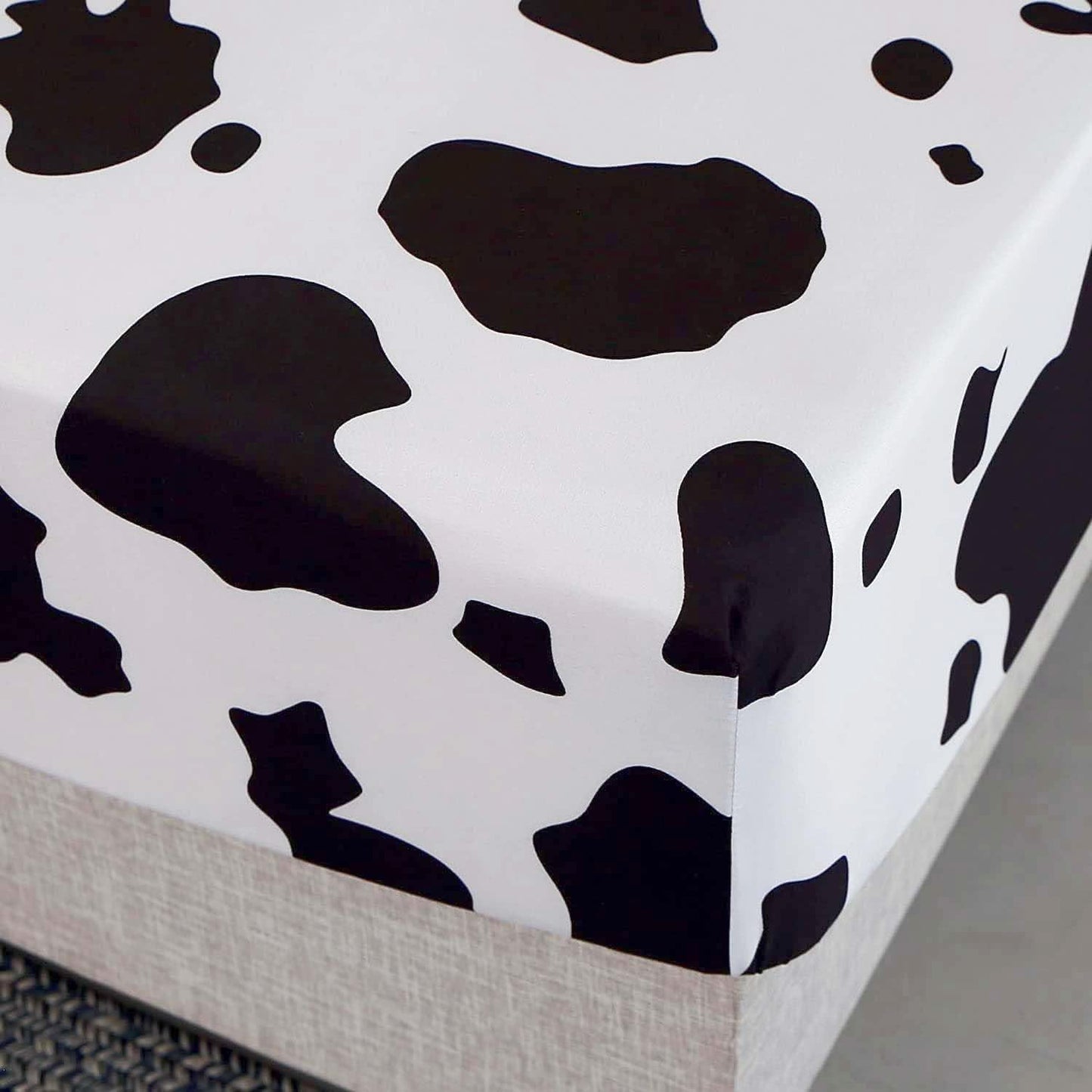 SDY 4 Pieces Bedding Sheets Set,Cow Print Queen Size,Lightweight Super Soft Sheet Sets,Deep Pocket Fitted Sheet & Cute Top Flat Sheet & 2 Pillowcases for Adult (Cow,Queen)