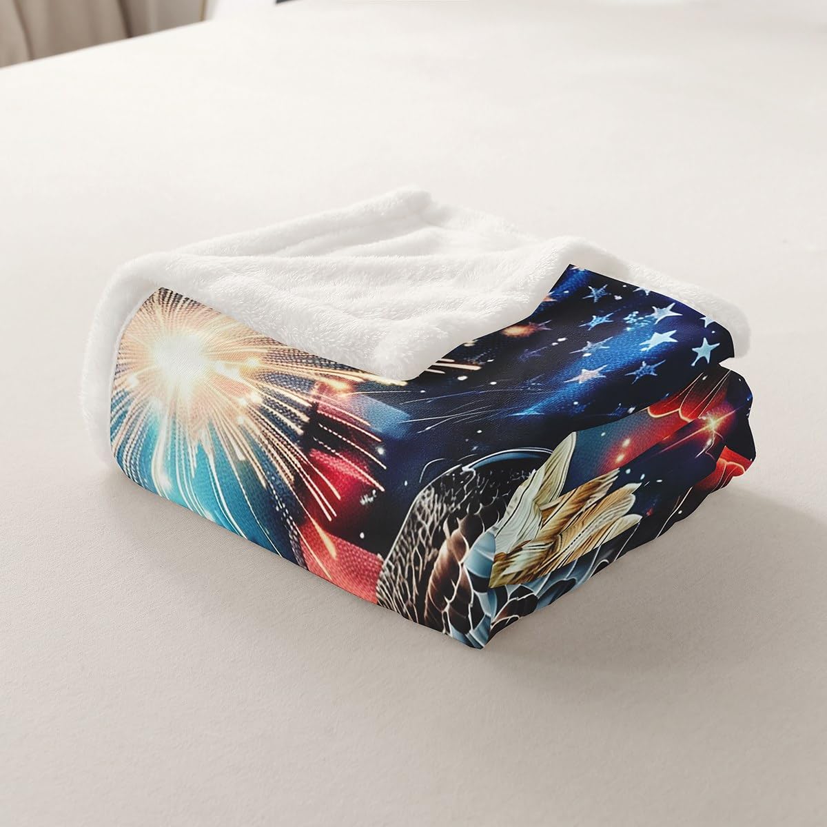Erosebridal Eagle Throw Bed Blanket American Flag Sherpa Blankets Fireworks Background Eagle Bird Fleece Blankets Flying Animal Flannel Blanket Throw 50"X60" for Kids Boys Teen Room Decor
