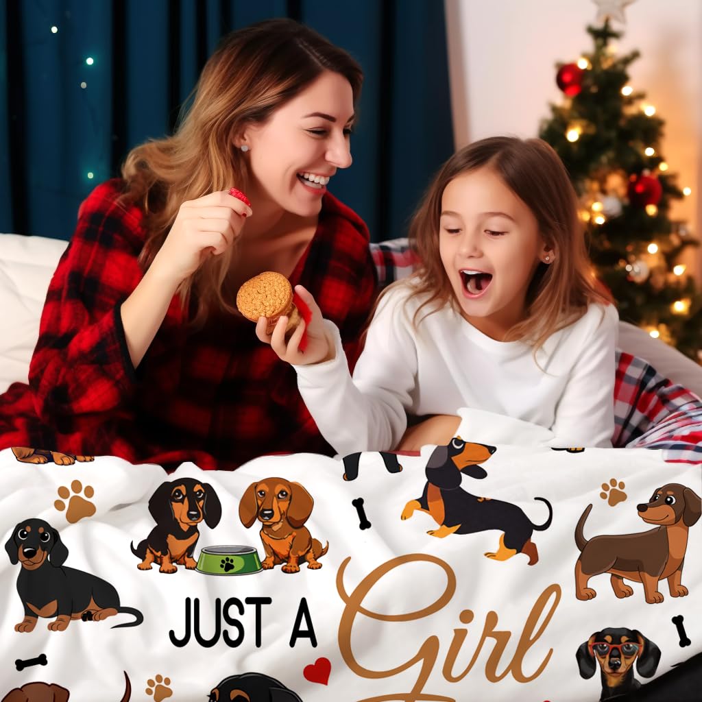 Dachshund Blanket Soft Cozy Flannel Dachshunds Throw Blanket Bedding Dachshund Lovers Funny Gifts for Girl Women Kids Adults 50"x40"