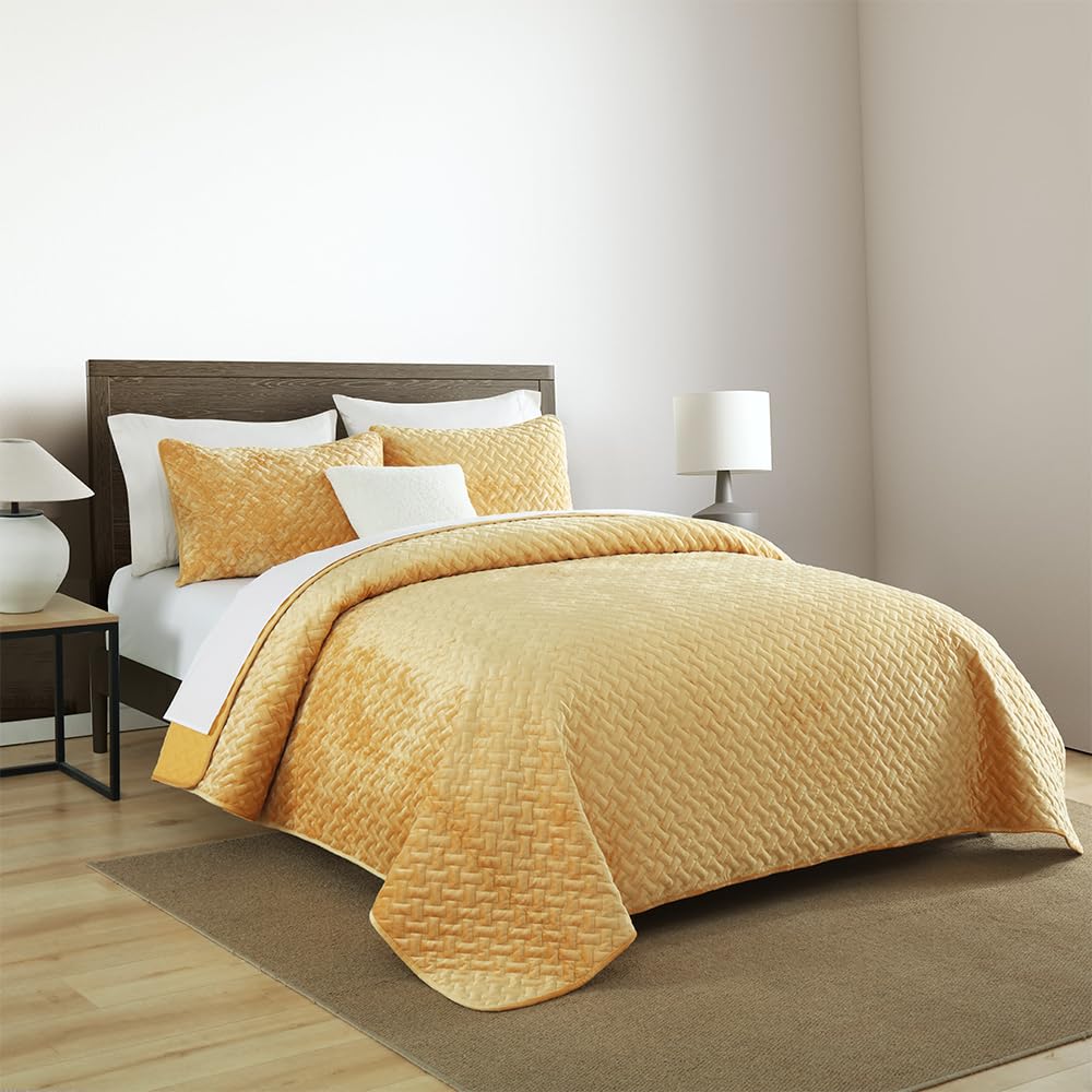 Liians Velvet Bedspread Quilt Bedding Sets,Luxury Elegant Ultra Soft Velvet Comforters Coverlet Blankets,Weave Stitching Pattern Cotton Quilted Bedspread for All Seasons,Yellow,King Size