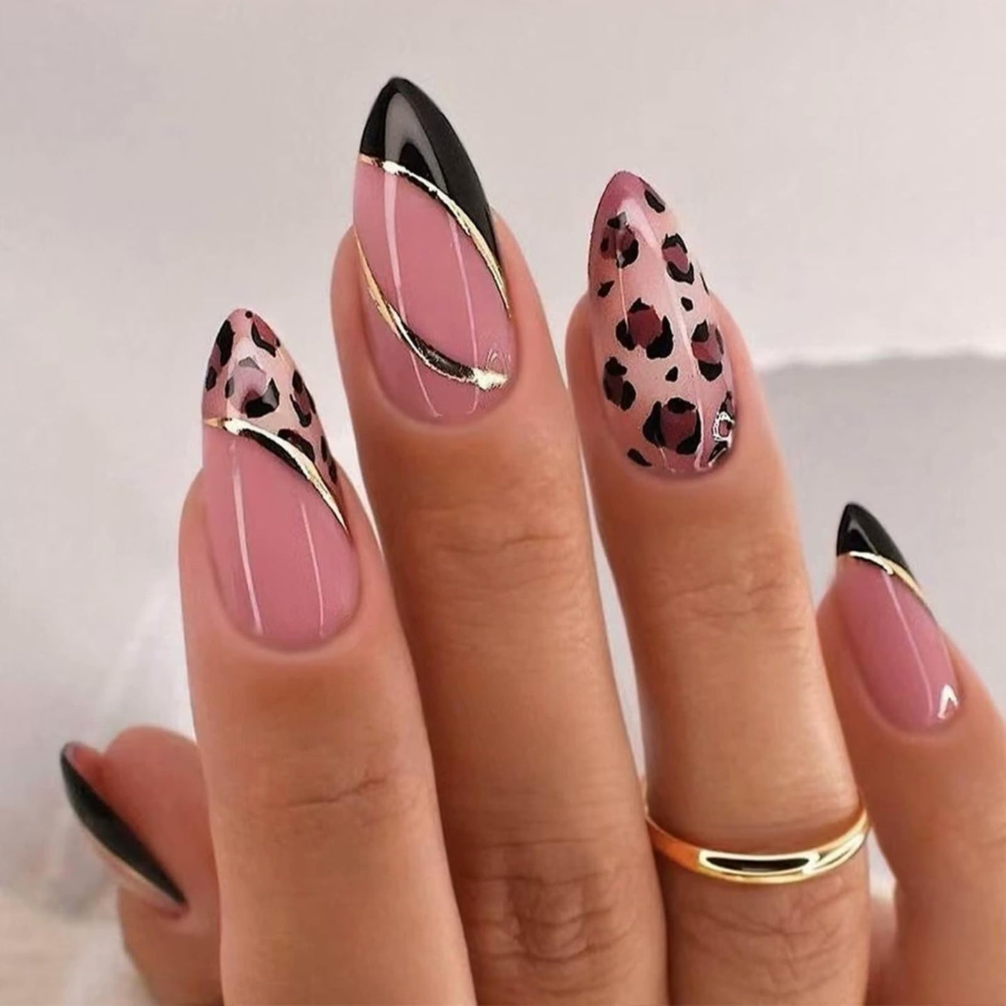 IMSOHOT Press on Nails Almond Medium, Brown Leopard Print Fake Nails Set, Glossy Full Cover Acrylic Glue on False Nails for Women 24Pcs Fall French Manicure