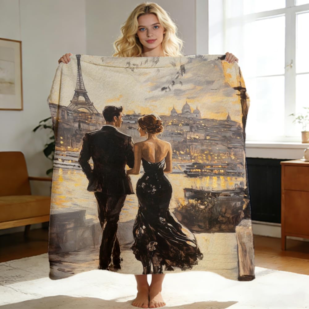 ZHOUSHUTONG Eiffel Tower Throw Blanket Romantic Paris Couple Print Super Soft Warm Cozy Flannel Blanket for Couch Bedroom Sofa Office Anniversary Valentine‘s Day Home Decor Gift 49"x59"