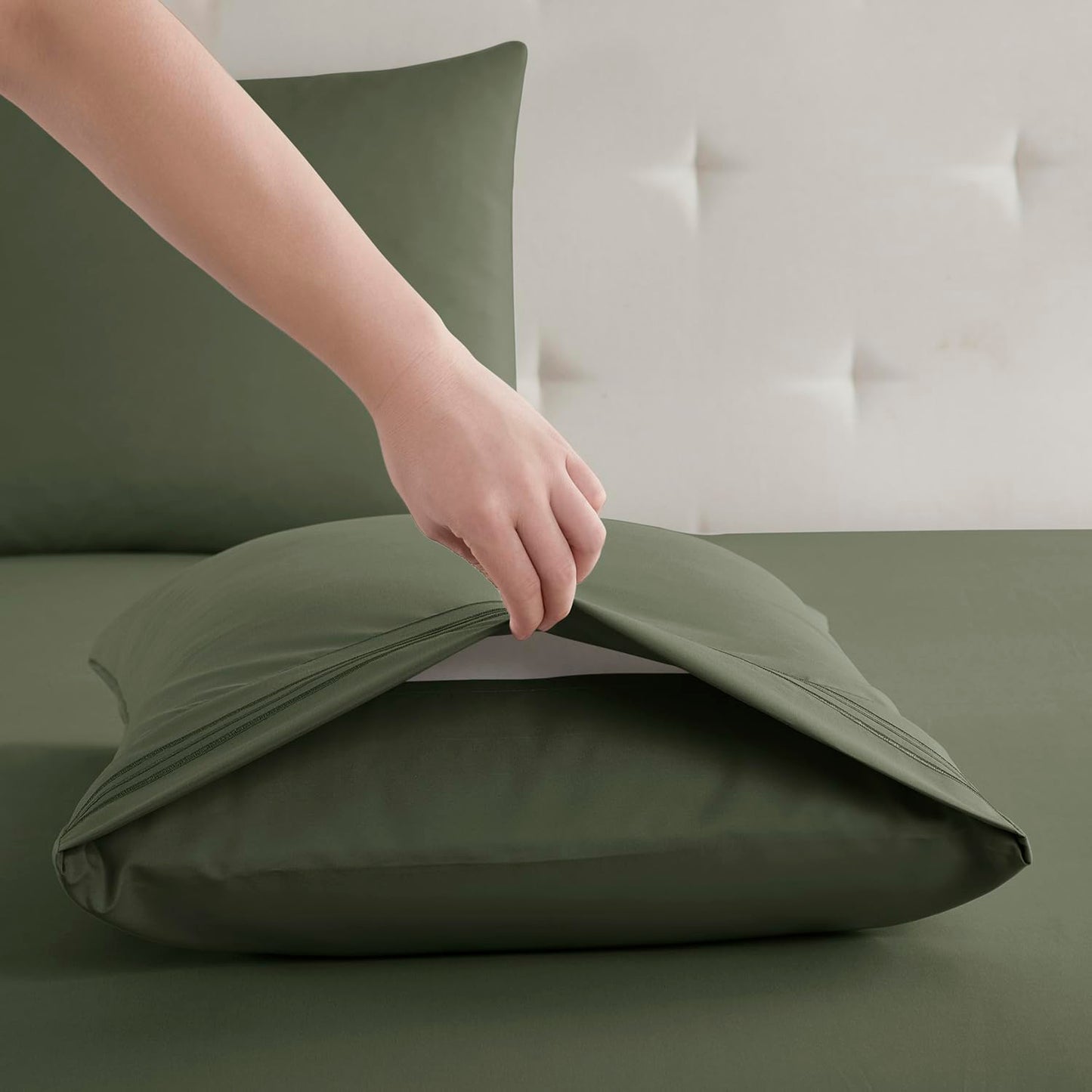 Clara Clark Bed Sheets, Premier 1800 Series Bed Sheet Set, Deep Pocket, Wrinkle, Fade, Stain Resistant, Luxury Soft Bedding Sheets & Pillowcases, Queen, Olive Green