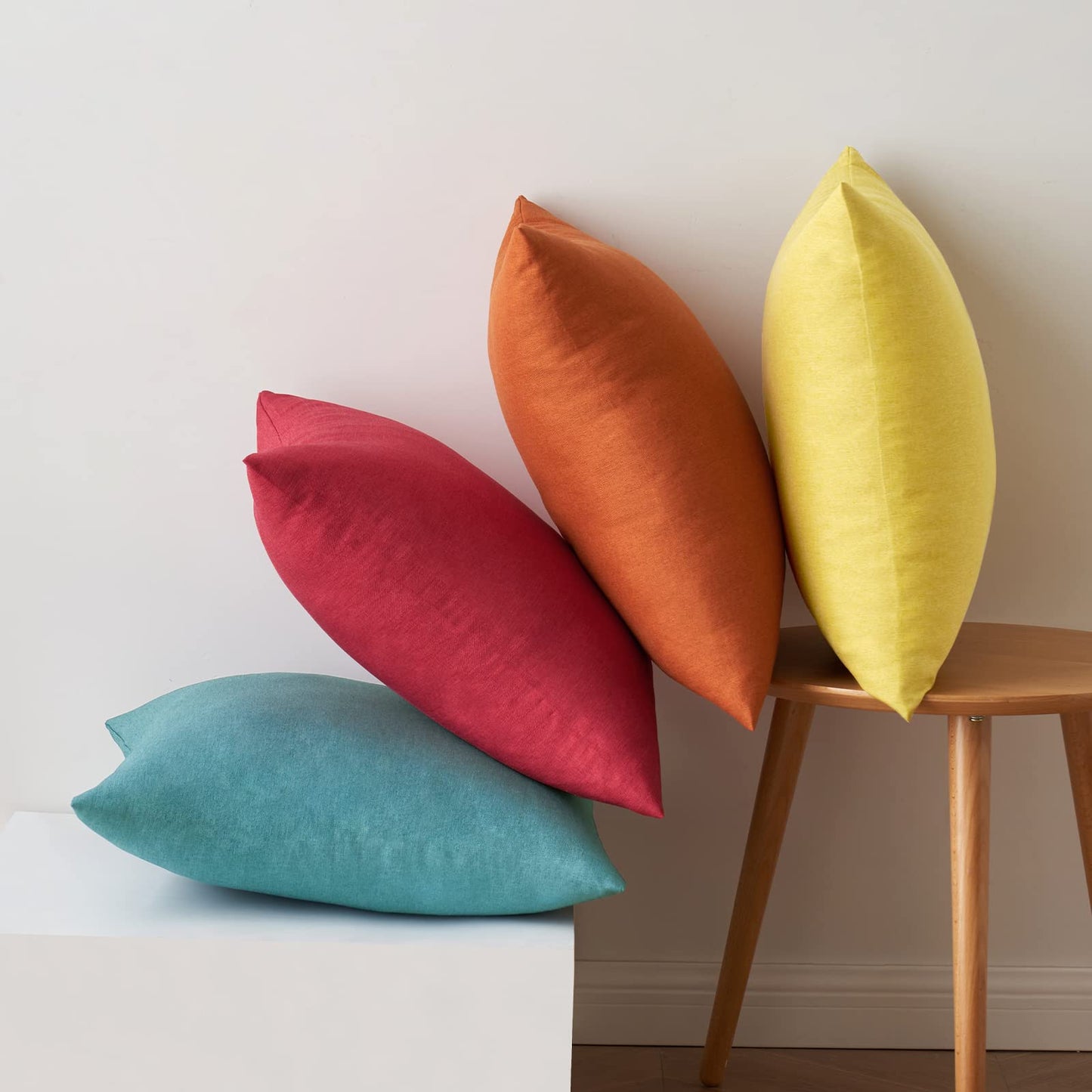 MIULEE Pack of 4 Decorative Outdoor Throw Pillow Covers Linen Waterproof Pillow Covers Summer Farmhouse Cushion Cases for Patio Garden Tent Balcony Couch Sofa 18x18 Inch Red/Turquoise