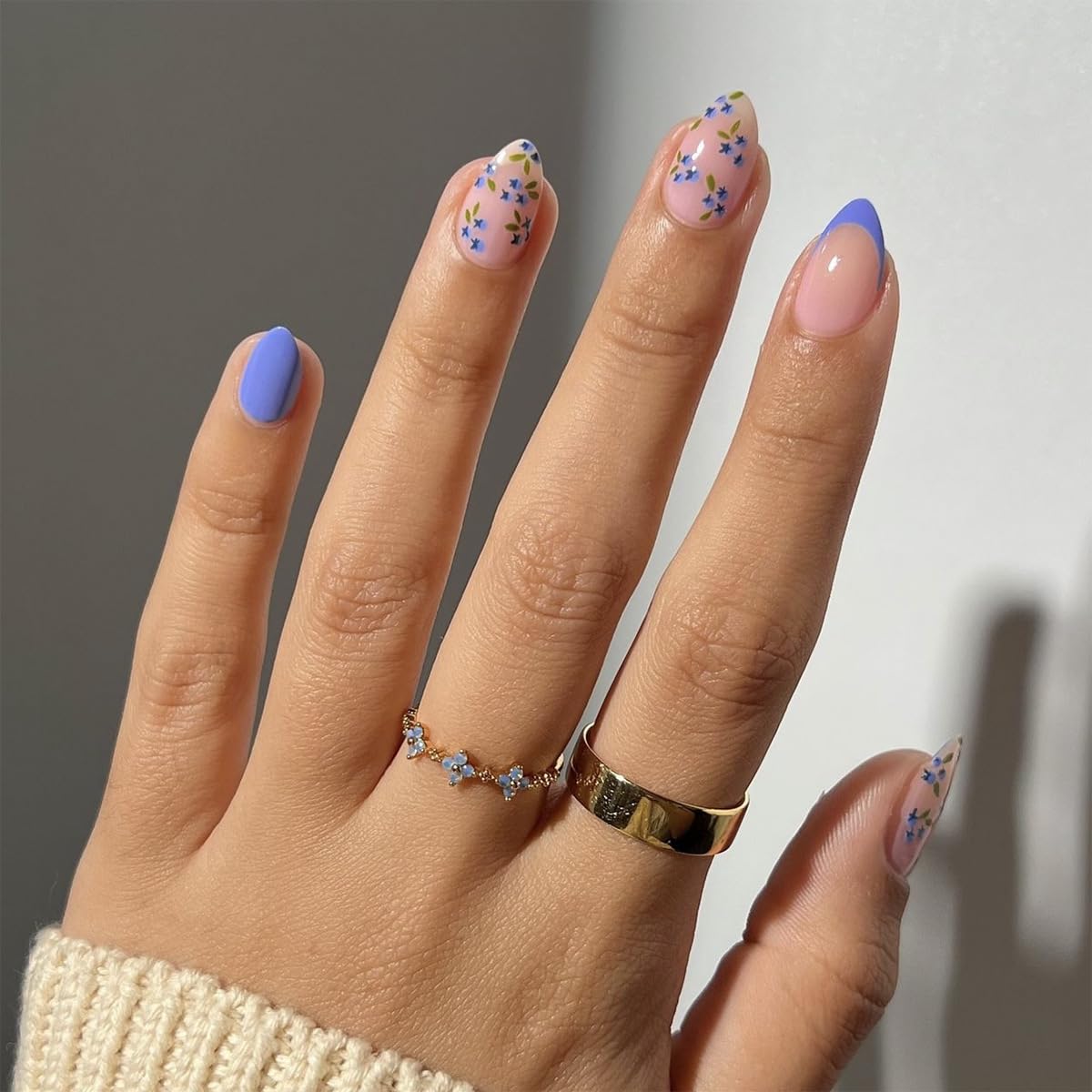 Stbisen Summer Fall Press On Nails Short Almond, Nude and Blue Fake Nails Featuring Blue Floral Accents, Glossy Finish Acrylic Nails, Thick Reusable Glue On Nails for Women, 24Pcs