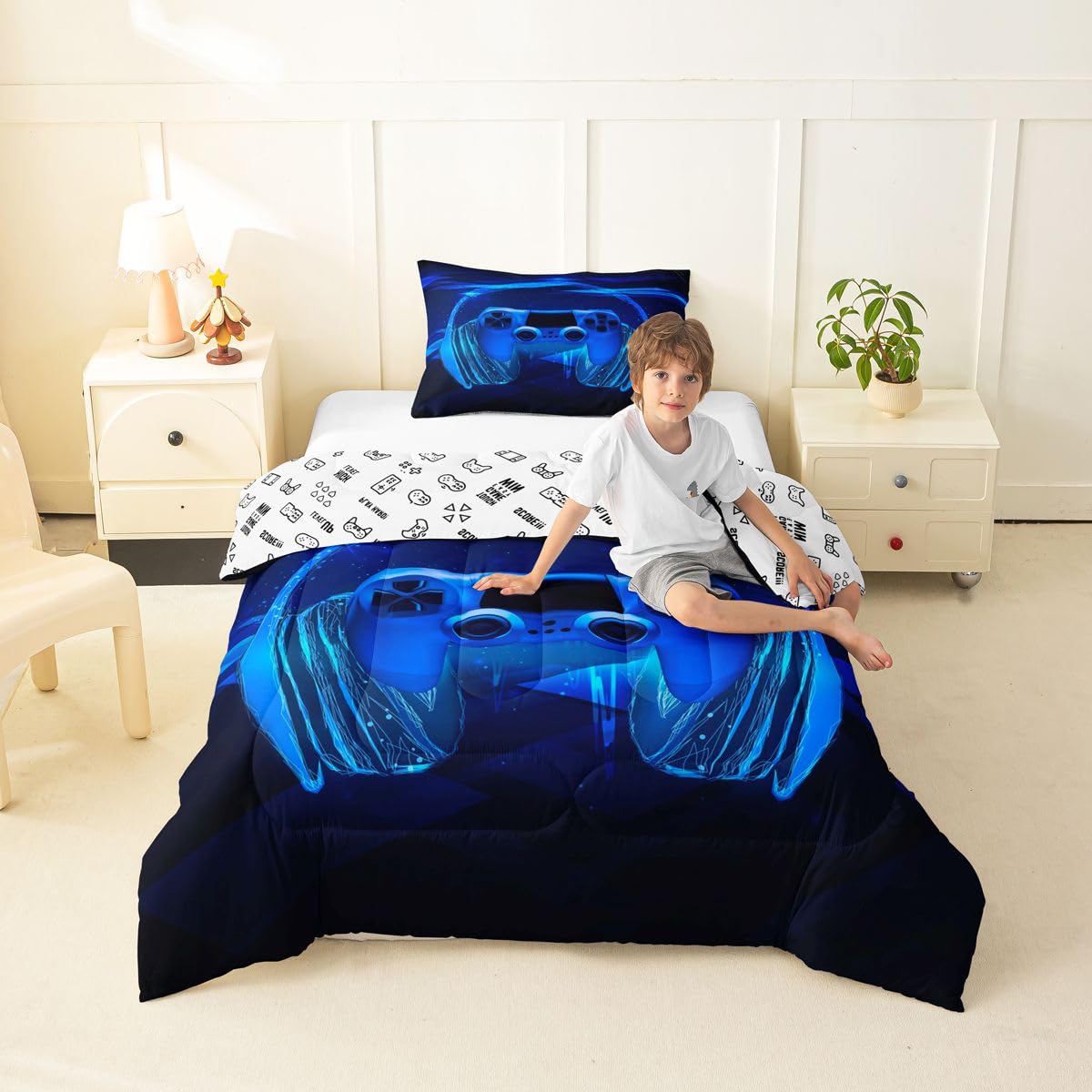 Feelyou Gamer Bedding Set Kids Video Game Gamepad Comforter Set for Boys Teens Gaming Headset Comforter Breathable Blue Game Controller Duvet Set Room Decor Quilt Set Twin Size