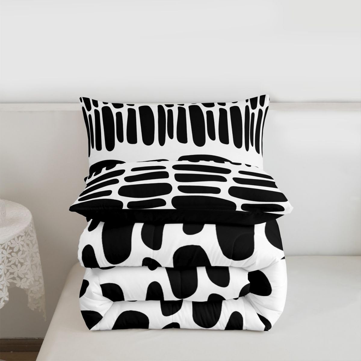 jejeloiu Modern Geometric Bedding Set Soft for Boys Girls, Black White Abstract Comforter Set Queen Size Boho Duvet Quilt Microfiber Luxury Bedroom Decor 3 Pcs with 2 Pillow Cases