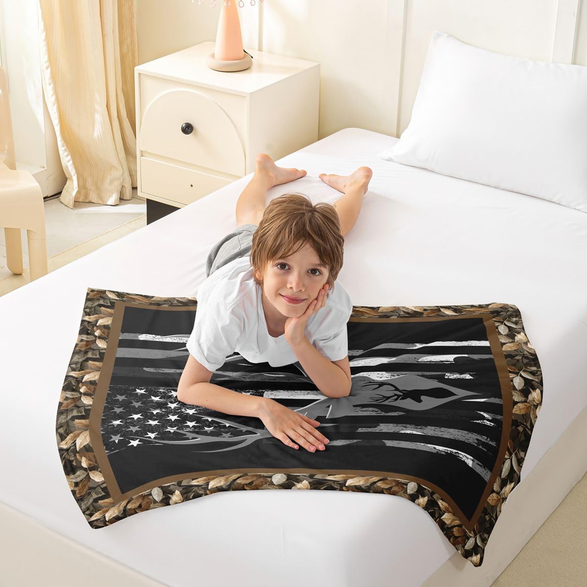 Erosebridal Wild Deer Blanket for Boys,American Flag Throw Blanket Twin 60x80 Inch,Hunting Animal Fleece Blanket All Season,Geometric Striped Fuzzy Blanket for Bedroom