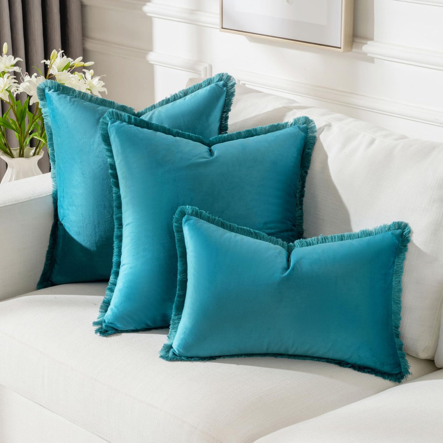FUTEI Teal Velvet Decorative Throw Pillow Covers 18x18 Set of 2,Soft Cozy Edge with Tassels Cushion Case,Boho Modern Home Decor for Couch Bed Living Room
