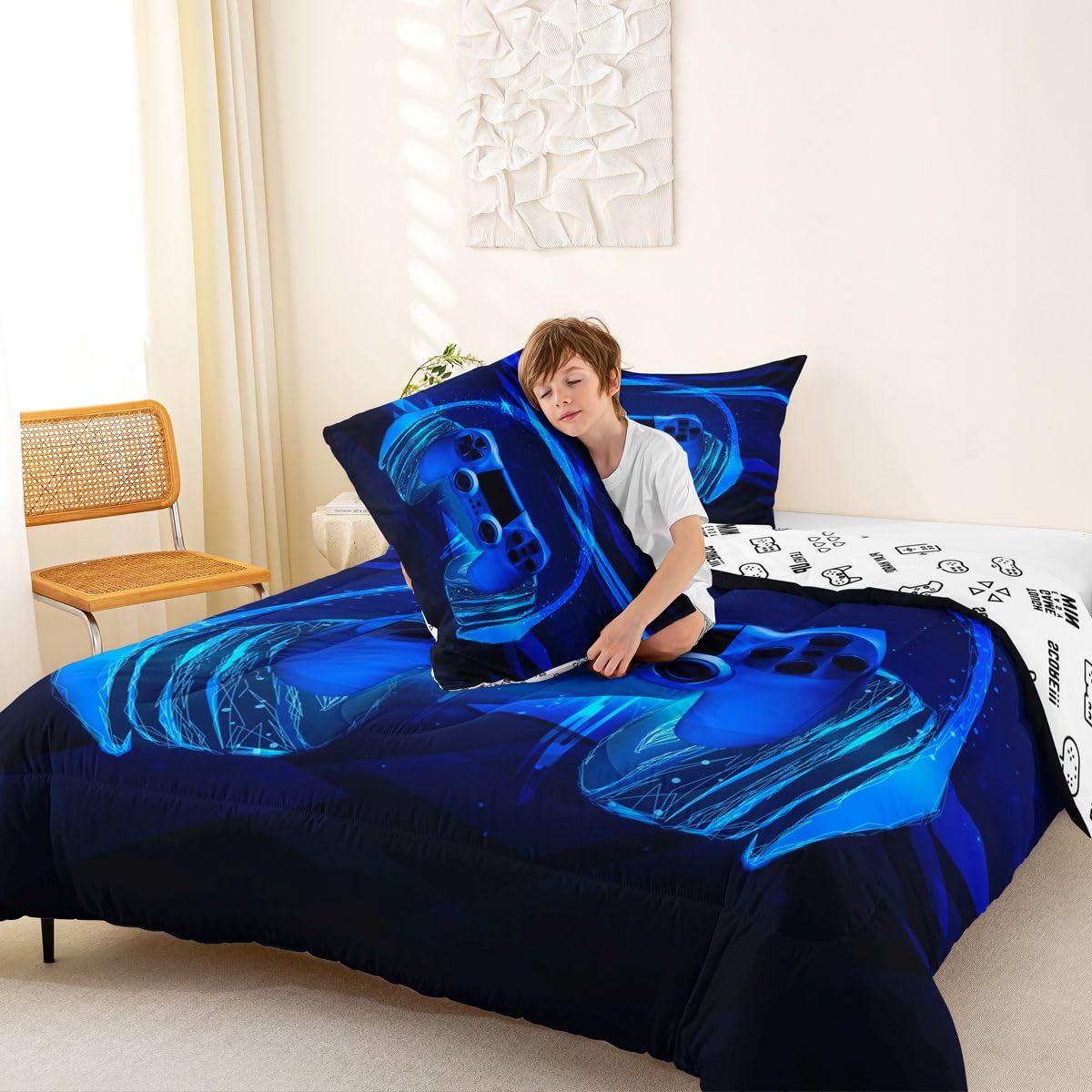 Feelyou Gamer Bedding Set Kids Video Game Gamepad Comforter Set for Boys Teens Gaming Headset Comforter Breathable Blue Game Controller Duvet Set Room Decor Quilt Set Twin Size