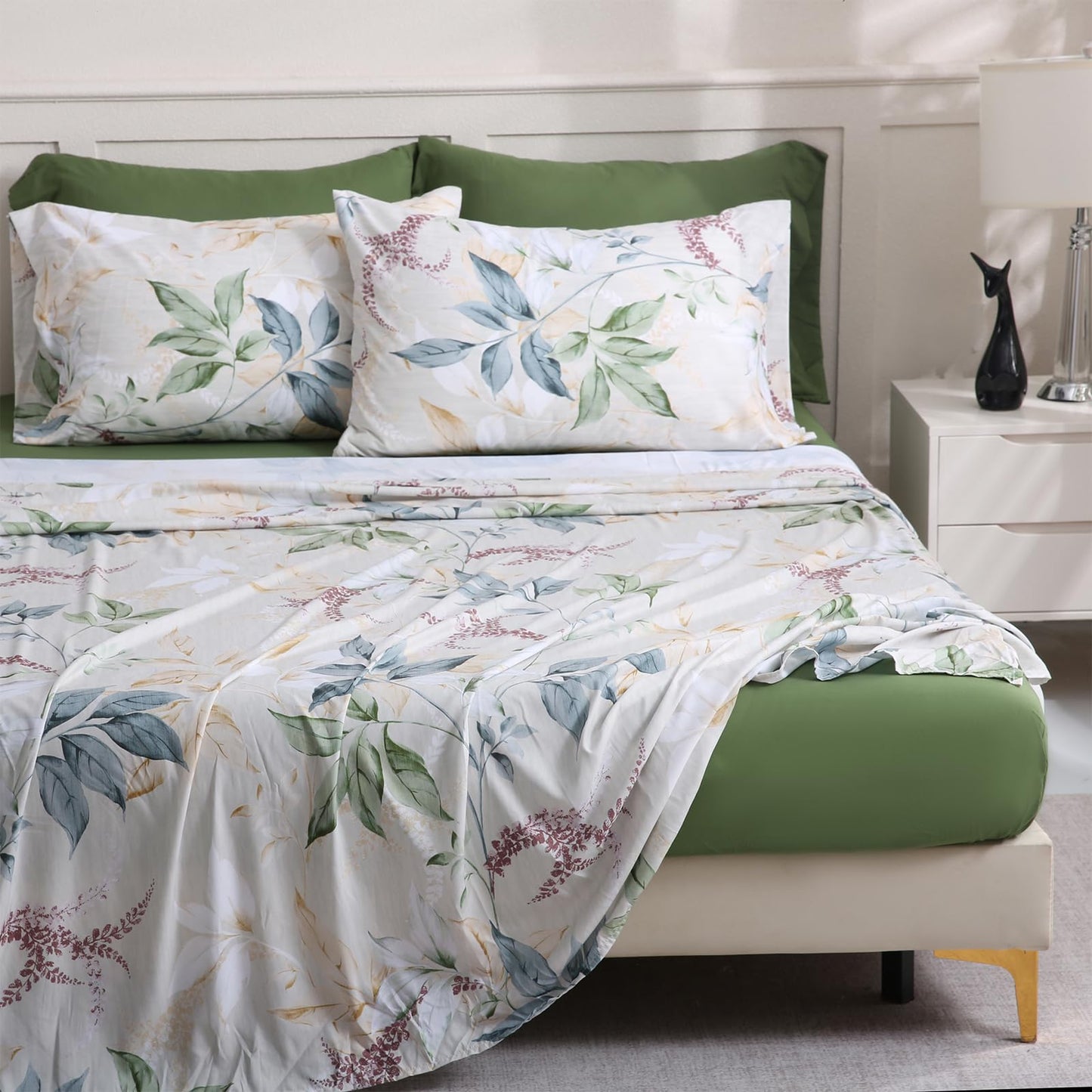 LONAVA Botaincal King Size 6 Pcs Sheet Set, Breathable Microfiber Deep Pocket Forest Green Fitted Sheets, Comfy & Breathable Patterned Flat Sheets,4 Gentle Soft Pillowcases, Lavender