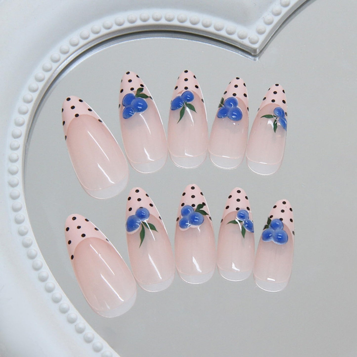 octoswave Medium Almond Press on Nails Polka Dot French Tip 3D Blueberry False Nails for Women Girls Party Prom 24Pcs