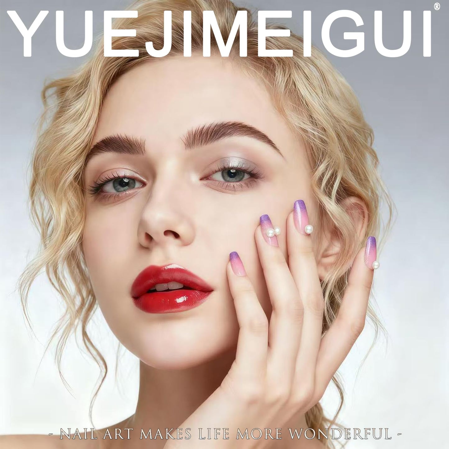Silver Glitter Press on Nails Short Square Fake Nails Blasting Designs False Nails Shiny Full Cover Glossy Reusable Acrylic Stick on Nails for Women Girls Light Luxury Manicure Decoration 24Pcs