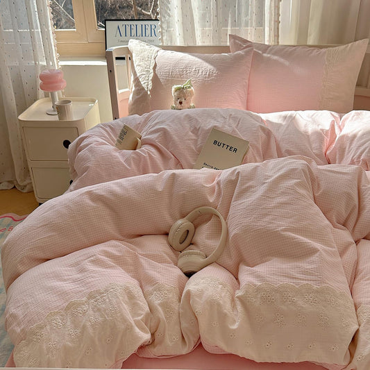 LifeTB Pink Gingham Comforter Set Queen 3 Pieces Princess Lace Bedding Set Vintage Plaid Checkered Comforter with 2 Lace Pillowcases Soft Breathable Pink Grid Comforter Set for Girls Teens Women