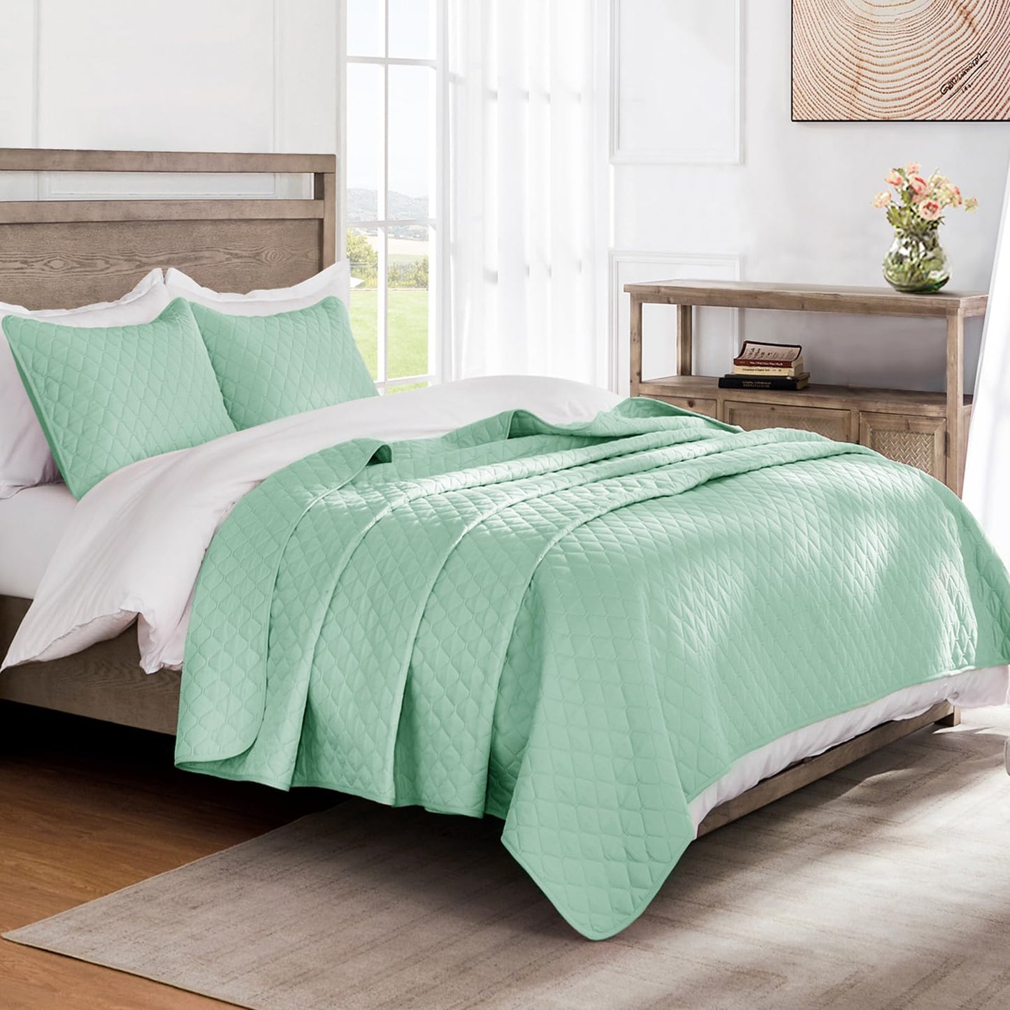Exclusivo Mezcla Reversible King Size Quilt Bedding Set with Pillow Shams, Lightweight Quilts King Size, Soft Bedspreads Bed Coverlets for All Seasons - (Light Green, 104"x96")