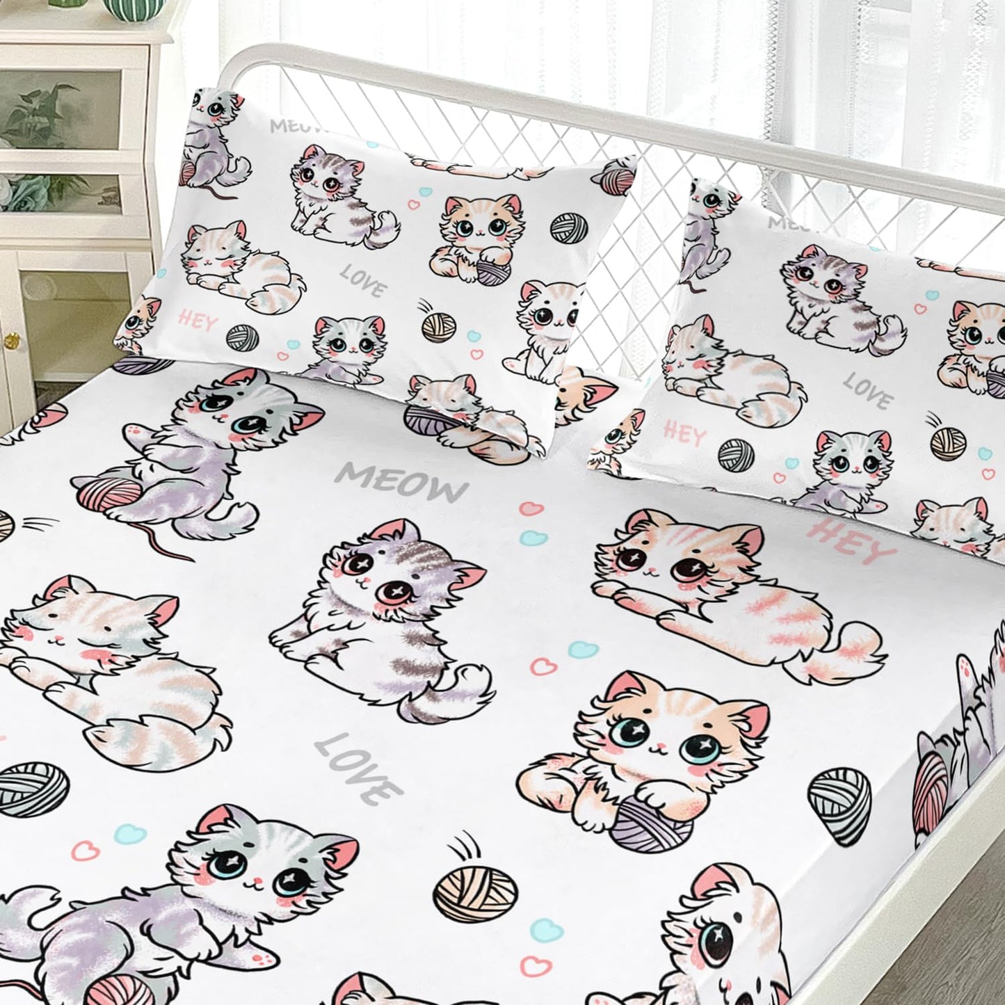 AILONEN Kids Cute Cat Fitted Sheet Set Twin Size, Cartoon Cat Print Bedding Set for Girls,Kawaii Animal Theme Microfiber Bed Sheet Set for Bedroom Decor,1 Fitted Sheet and 2 Pillowcases,3 Pieces