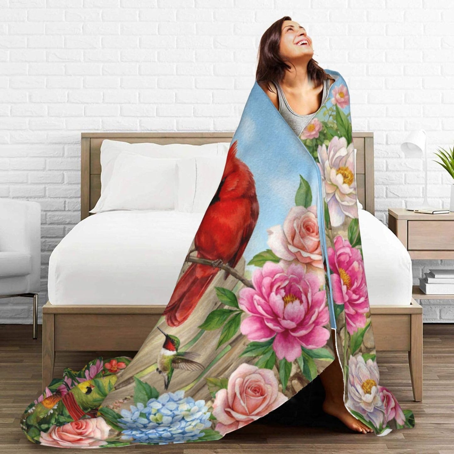 Gbuzozie Rustic Cardinal and Sunflowers Fleece Blanket Lightweight Ultra-Soft Spring Summer Flowers Birds Throw Blanket for Sofa Couch Bed Camping Travel - Super Soft Cozy Microfiber Blanket 50"X40"
