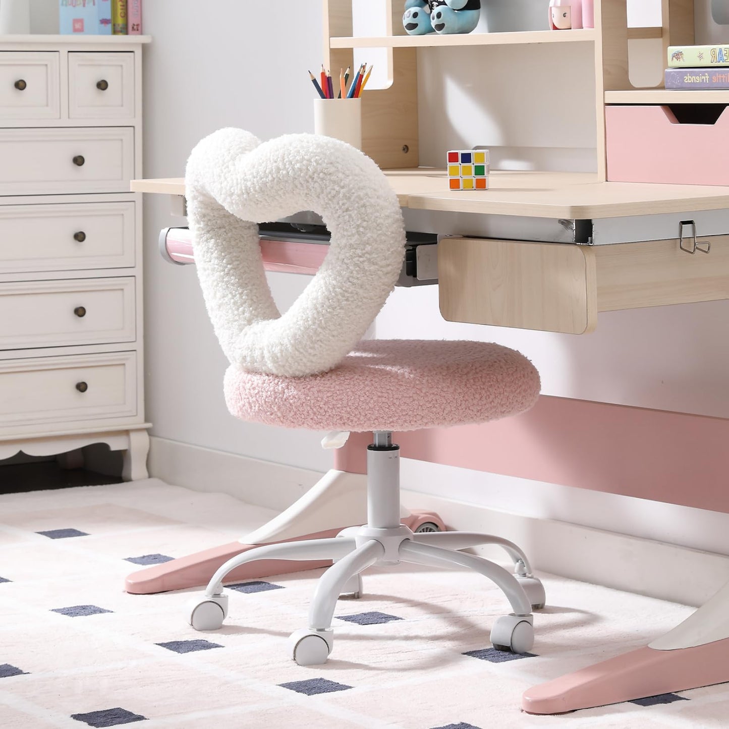 Cute Kids Desk Chairs，360’ Swivel Kids Chairs Computer Chairs with Wheels，Adjustable Heart Children Chair Study Upholstered Vanity Chair Chair for Teen Girls Boys Bedroom Children Gift, Pink