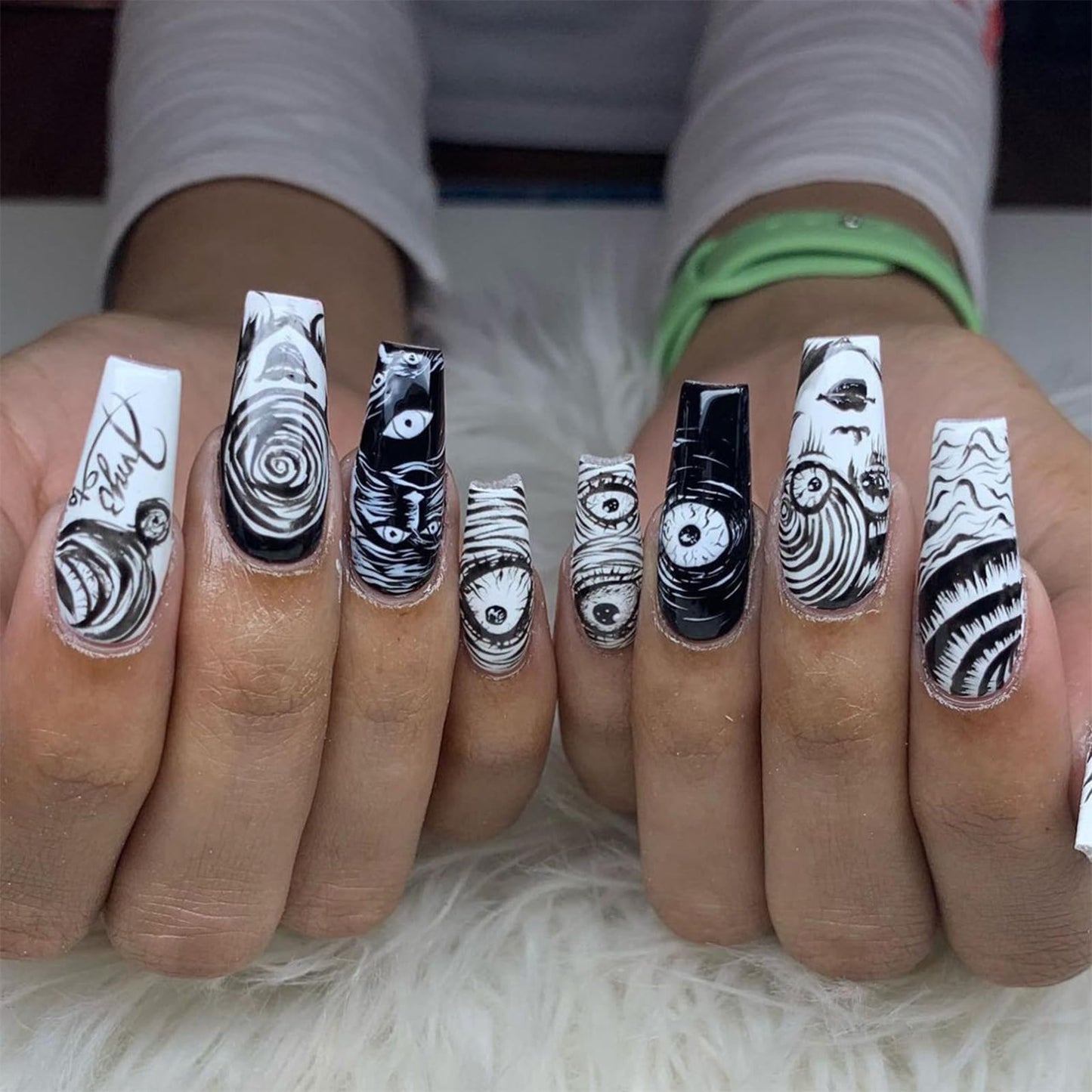 IMSOHOT Press on Nails Long Coffin Fake Nails Black White Artificial Glue on Nails Full Cover Glossy Stick on False Nails for Women Girls 24Pcs