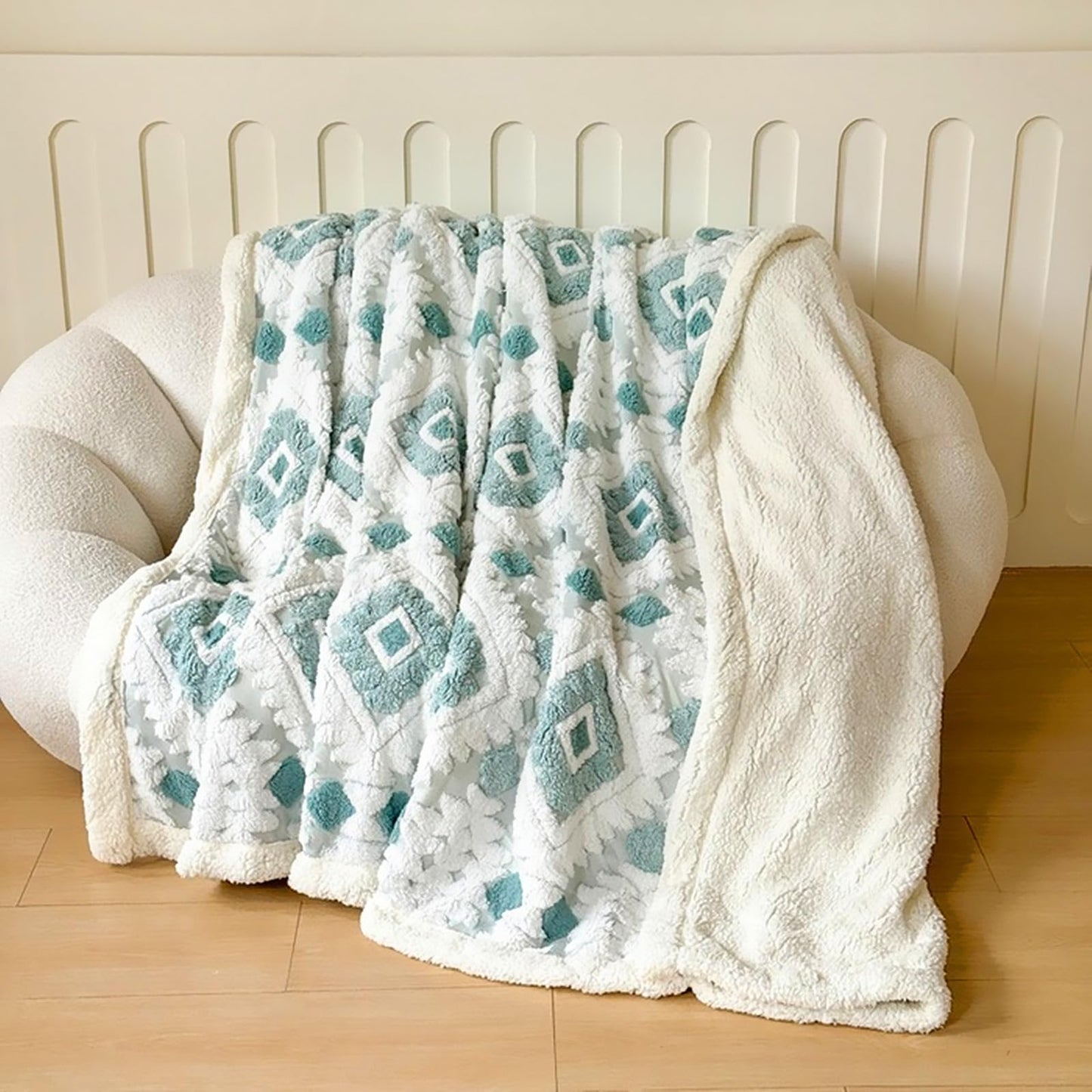 LEVINIS Large Bohemian Bed Blankets 80'' × 90'', Ultra Soft Aztec Bed Blanket for All Season, Cozy, Plush, Bohemian Throw Blanket for Couch/Sofa/Office/Camping, Blue