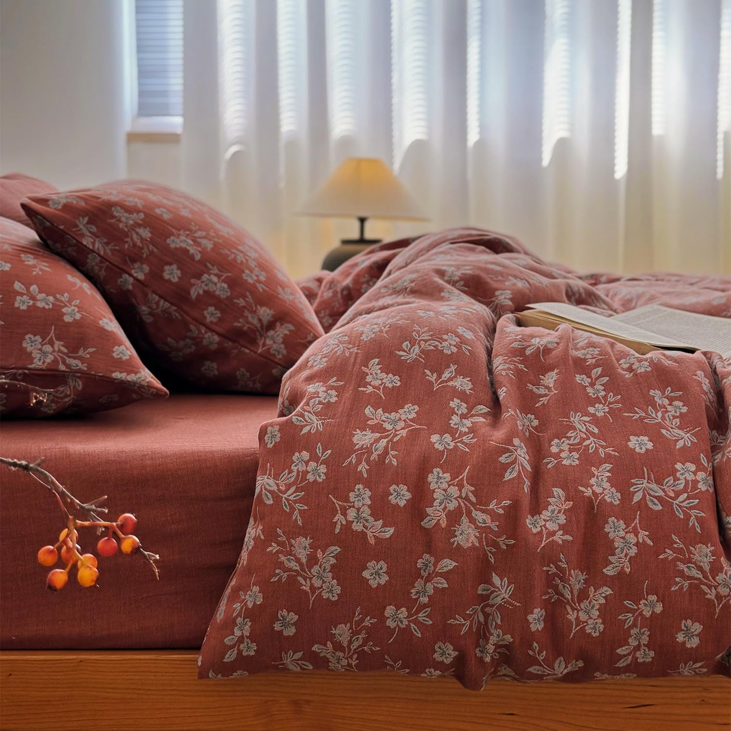 VM VOUGEMARKET Linen Cotton Duvet Cover Set Queen Size,Rust Red Floral Print, Double Layer Gauze, Soft Breathable Bedding Set with Zipper Closure, 3 Pieces (1 Duvet Cover + 2 Pillow Shams)
