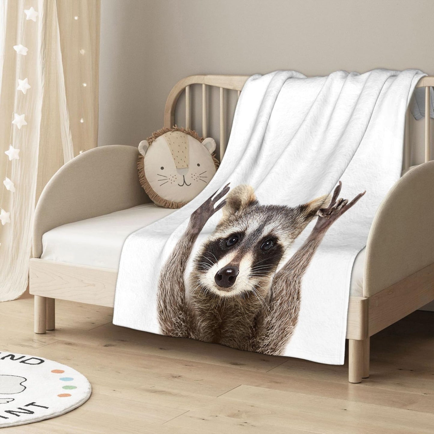 Throw Blanket 50x60 Inch,Funny Cute Raccoon Cozy Soft Lightweight Fuzzy Flannel Blanket 60x50 Inch Suitable for Couch Bed Sofa Living Room in All Seasons