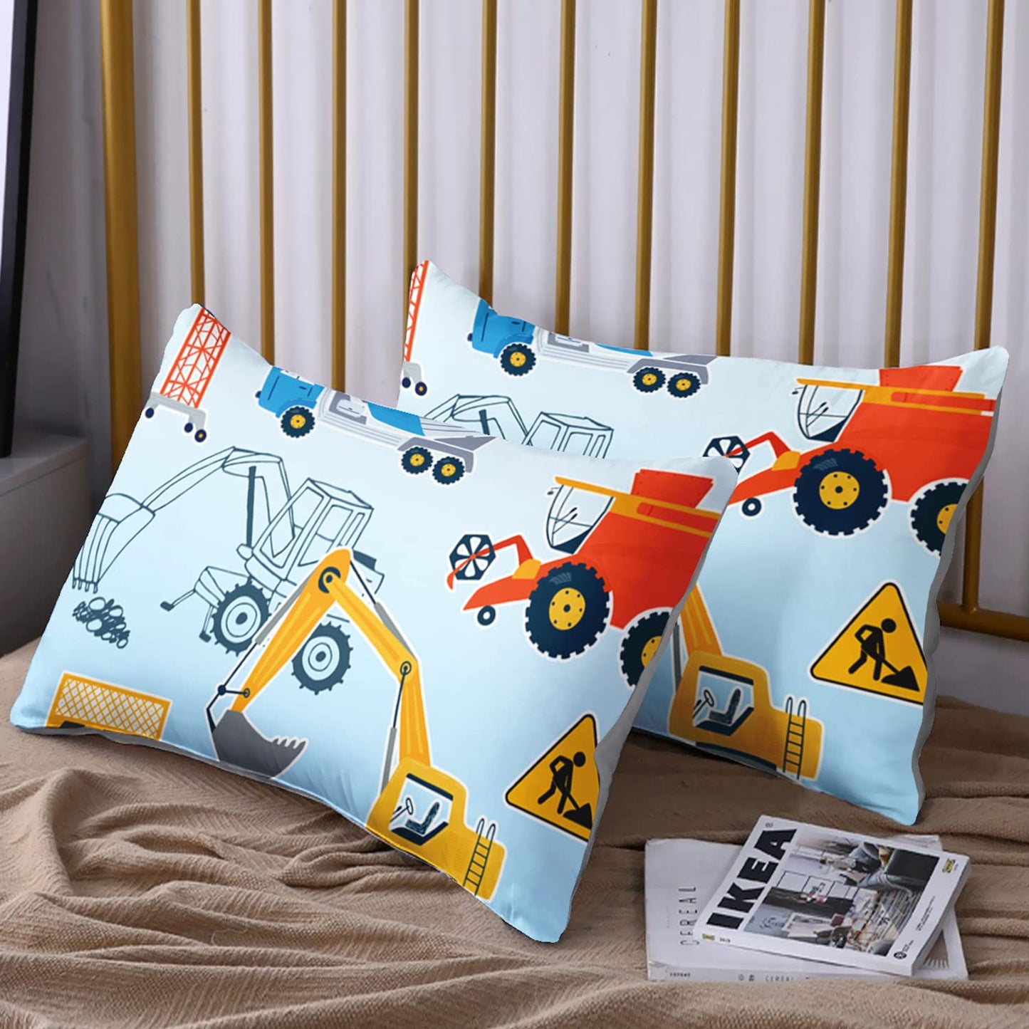 HOSIMA Cartoon Car Fitted Sheet 3Piece Set with Construction Site Excavator Crane and Tractor Design,Kawaii Bedding Set for Boys Girls in Light Blue Fitted Sheet Set Queen Size with 2 Pillowcases.