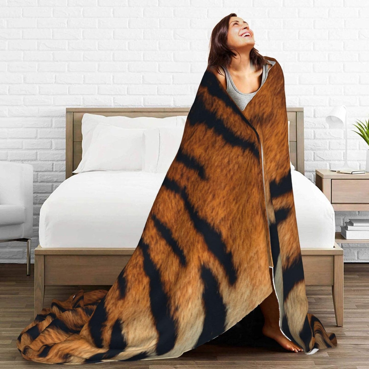 Gbuzozie Tiger Animal Texture Fleece Blanket Lightweight Ultra-Soft Throw Blanket for Sofa Couch Bed Camping Travel - Super Soft Cozy Microfiber Blanket 60"X50"