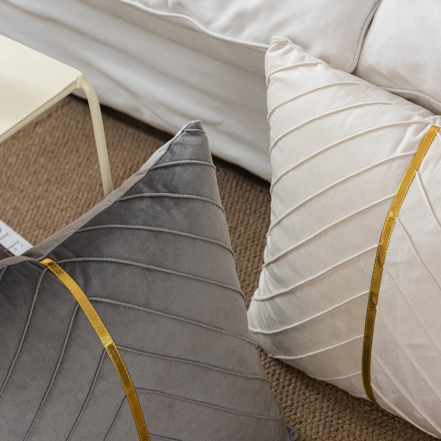 WACOMECO Velvet Throw Pillow Covers, Pack of 2 Soft Gold Decorative Cushion Covers for Couch Sofa Living Room Home Decoration, Cream White, 18x18 inch