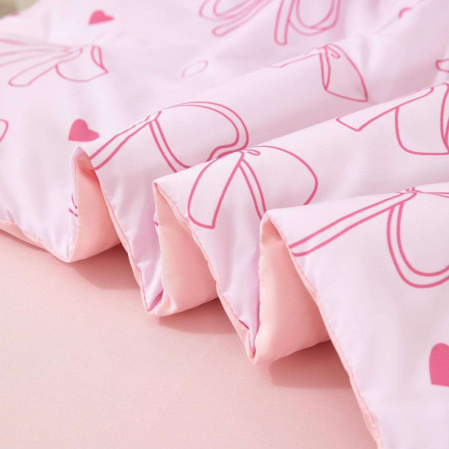 URBONUR 4 Piece Toddler Bedding Set - Soft and Breathable Crib Bedding Set for Girls, Includes Comforter, Fitted Sheet, Flat Top Sheet and Envelope Pillowcase, Pink Bow