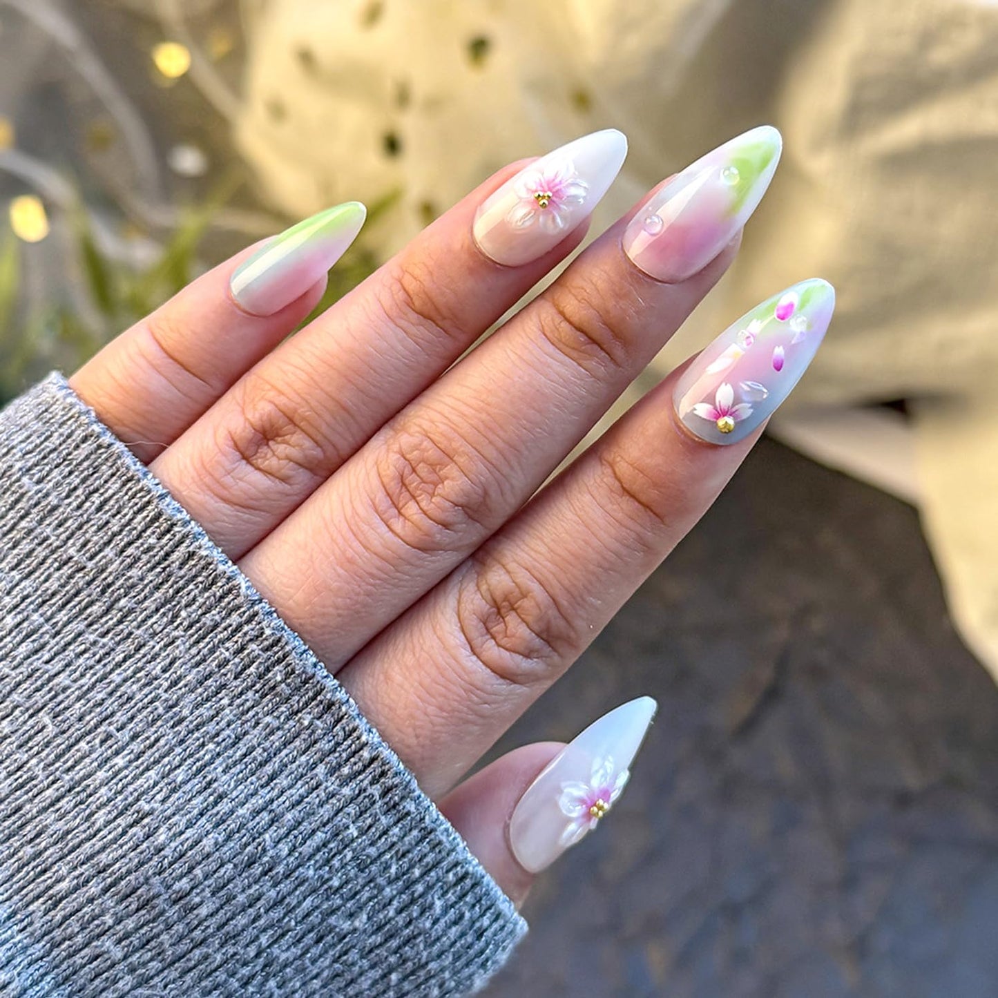 24Pcs Cute Flower Press on Nails Medium Almond Fake Nails Spring Summer Nail Art Handmade Gradient Stick on Nails Glossy Full Cover Artificial Nails for Women DIY Nails Decoration Daily Wear