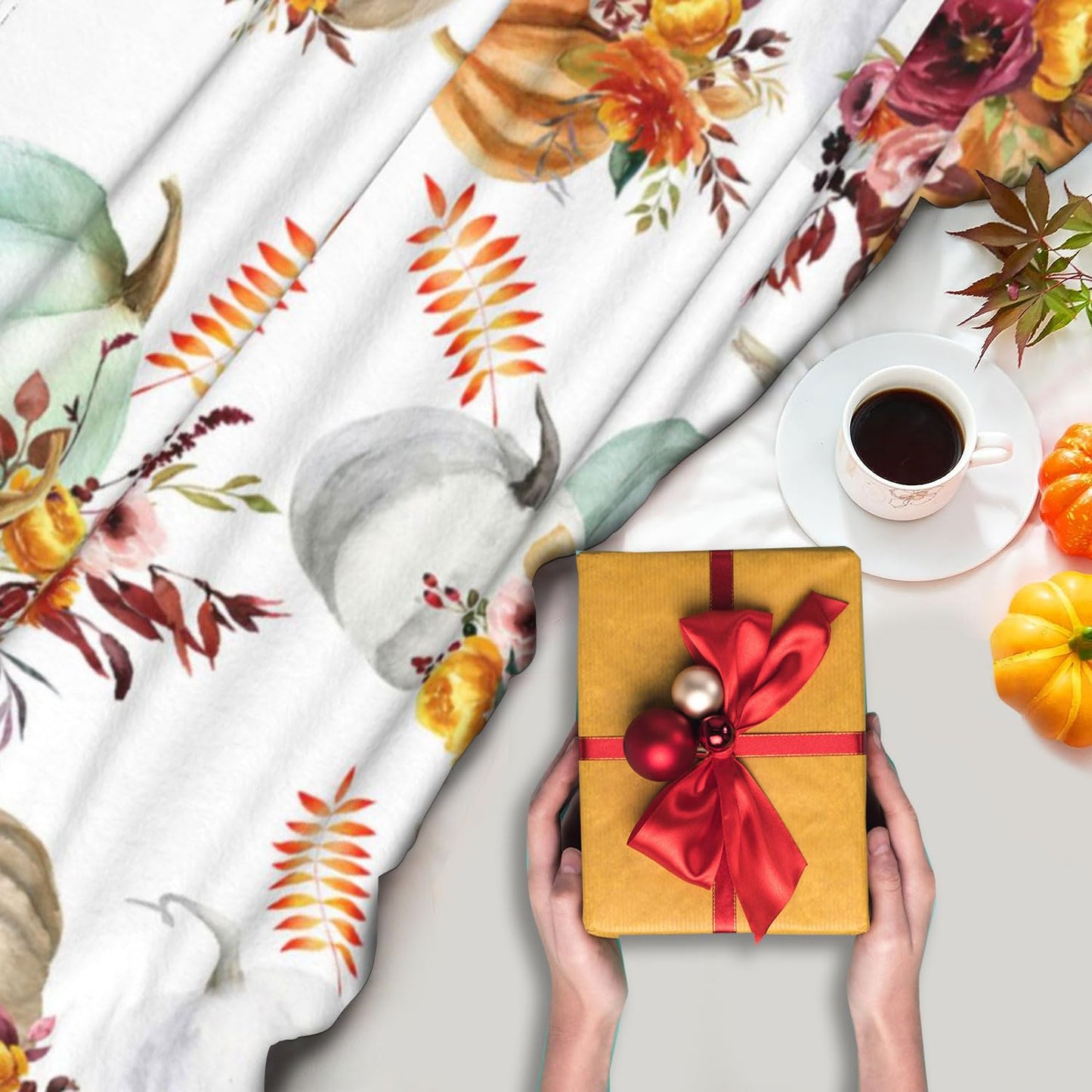Nextchange Autumn Decor Fleece Throw Blankets, Fall Decor Throw Blanket with Pumpkins Leaves for Bed Couch Sofa, Lightweight Soft Warm Fuzzy Cozy Flannel Blanket 60" x 80"