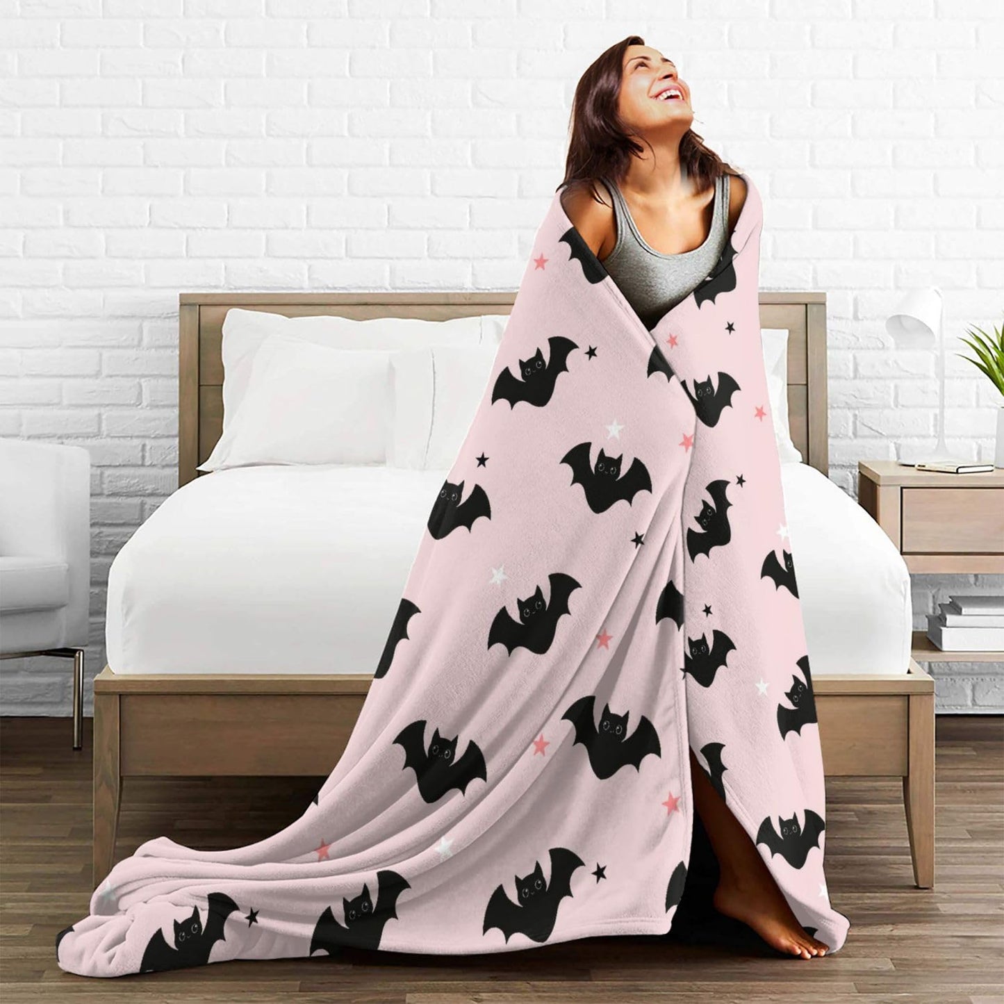 Lovira Pink Bat Throw Blanket Bats Print Throw Blankets for Couch Sofa Bed Stuff Decor Soft Cozy Fleece Plush Warm Flannel Bedding for Lover Men Women Boys Girls 40"x50"