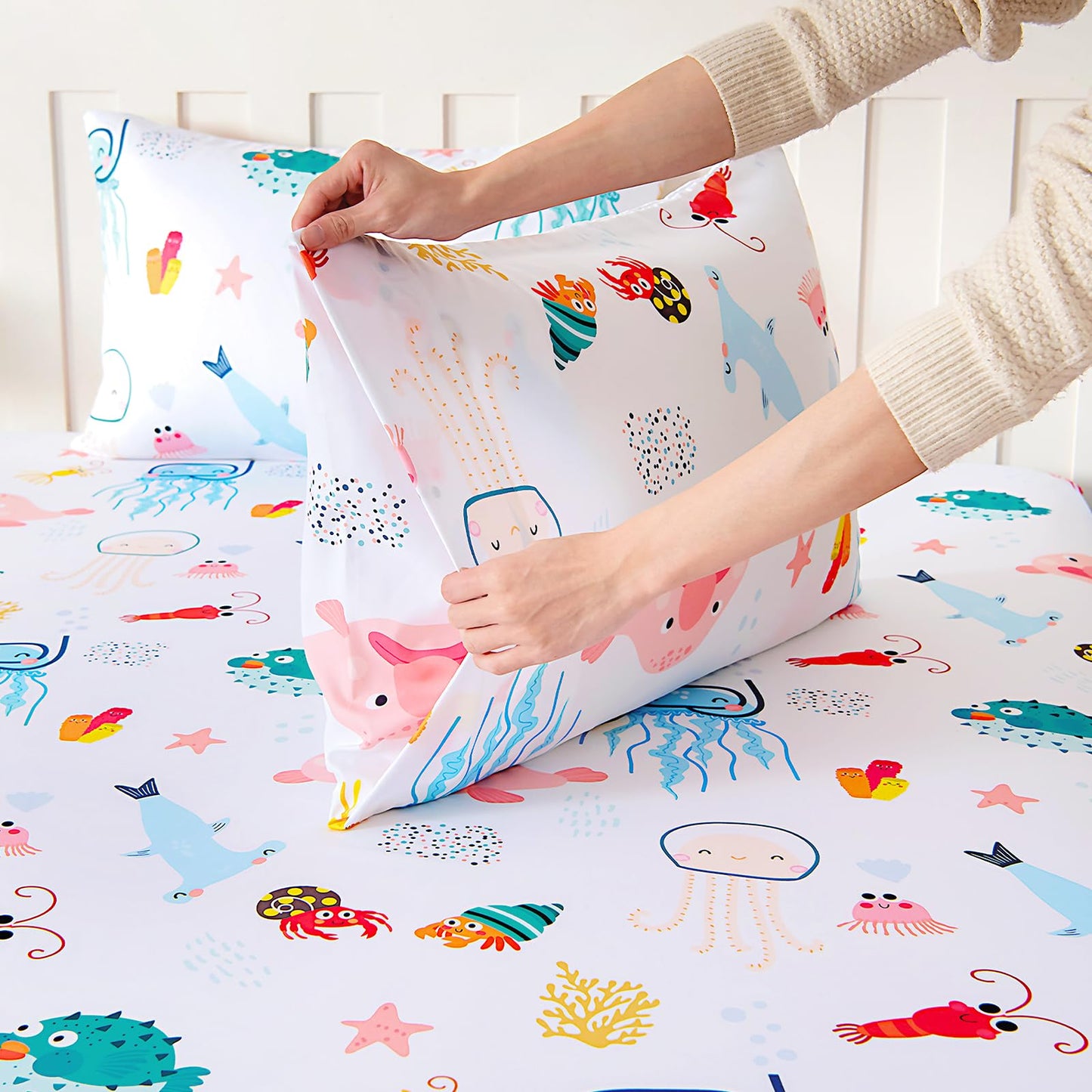 Homilay Full Sheet Set Kids - Ocean Shrimp Crab Fish 4 Pieces Soft Microfiber Cartoon Style Bedsheets for Boys Girls Teens, Oeko TEX Breathable 15 Inch Deep Pocket Sheets(Marine Animals)