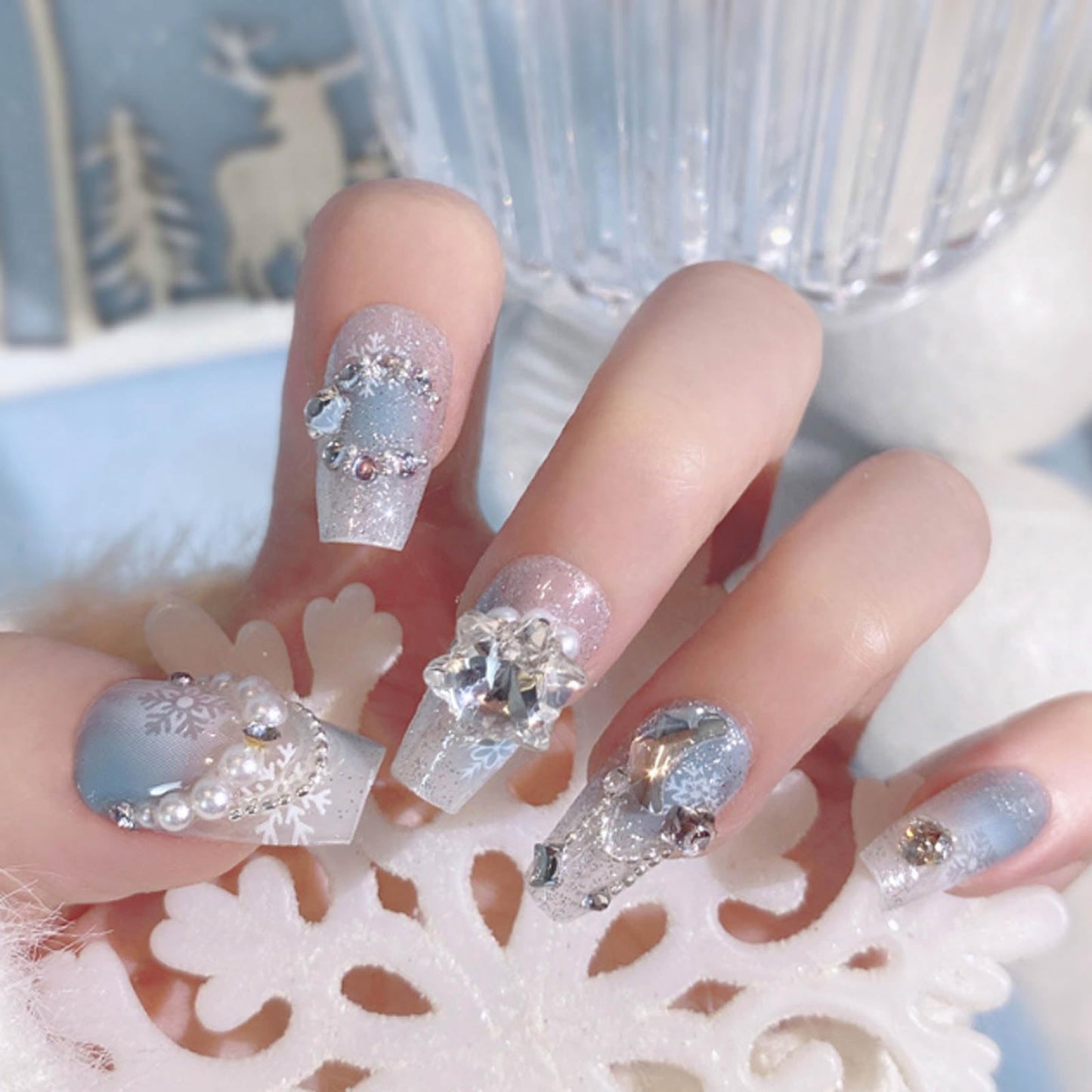 Hkanlre 3D Press on Nails Medium Fake Coffin Nails Tips Full Cover Luxury False Nails for Women and Girls 24PCS