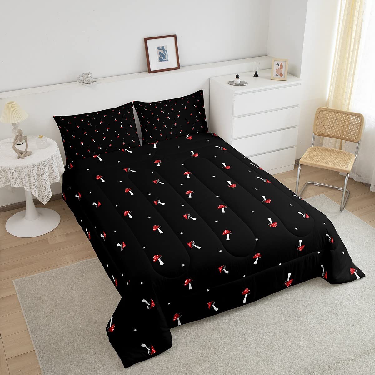 Cute Mushroom Kawaii Comforter Set Queen Kid Cartoon Bedding Set Red Mushroom Duvet Set Farmhouse Botanical Reversible Quilt Set Lovely Natural Wild Plants Comforter Set For Bedroom Decor, Black