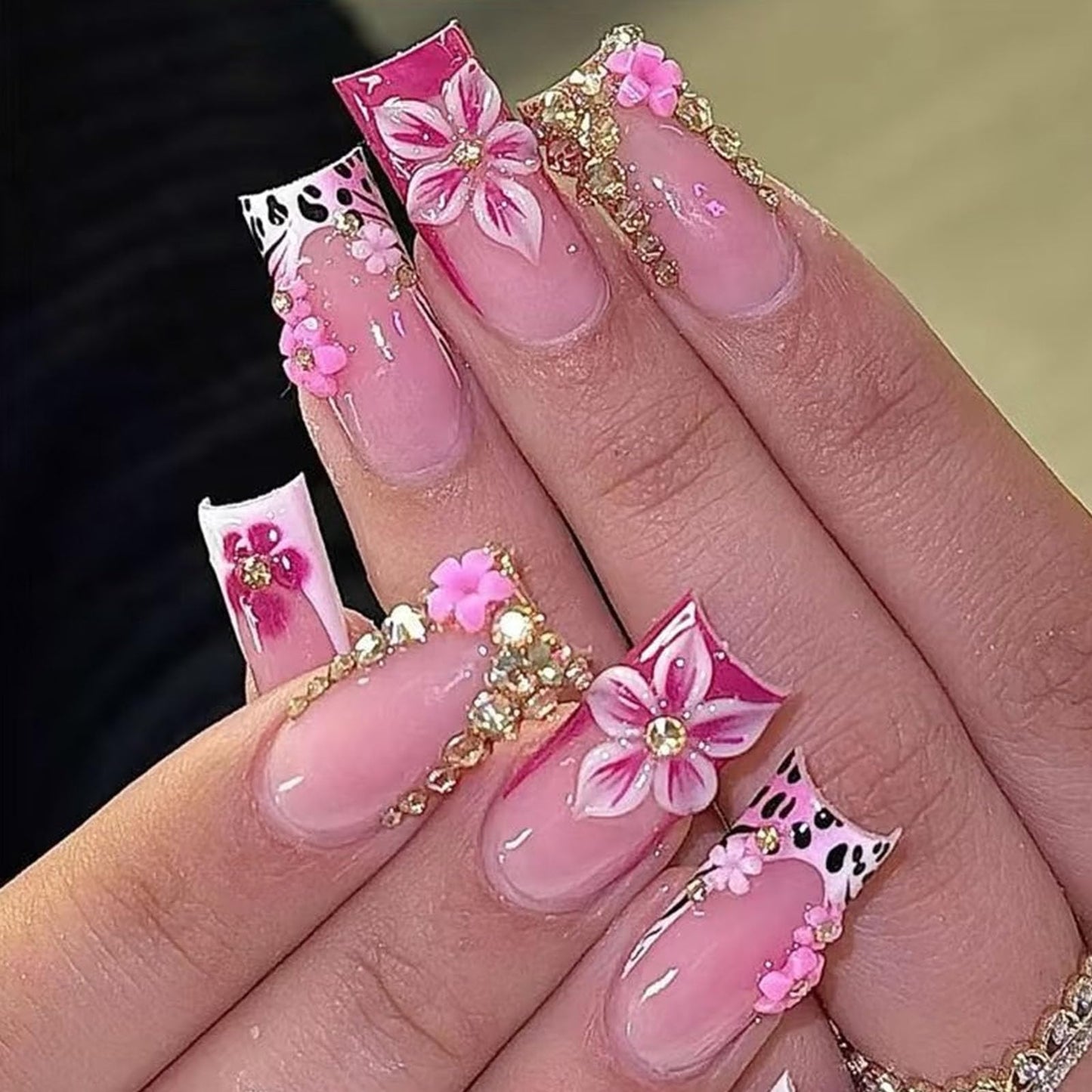 Medium Press on Nails Square Fake Nails with 3D Flower Rhinestones Designs White Pink Yellow Nails Press ons Fall False Nails for Women 24Pcs