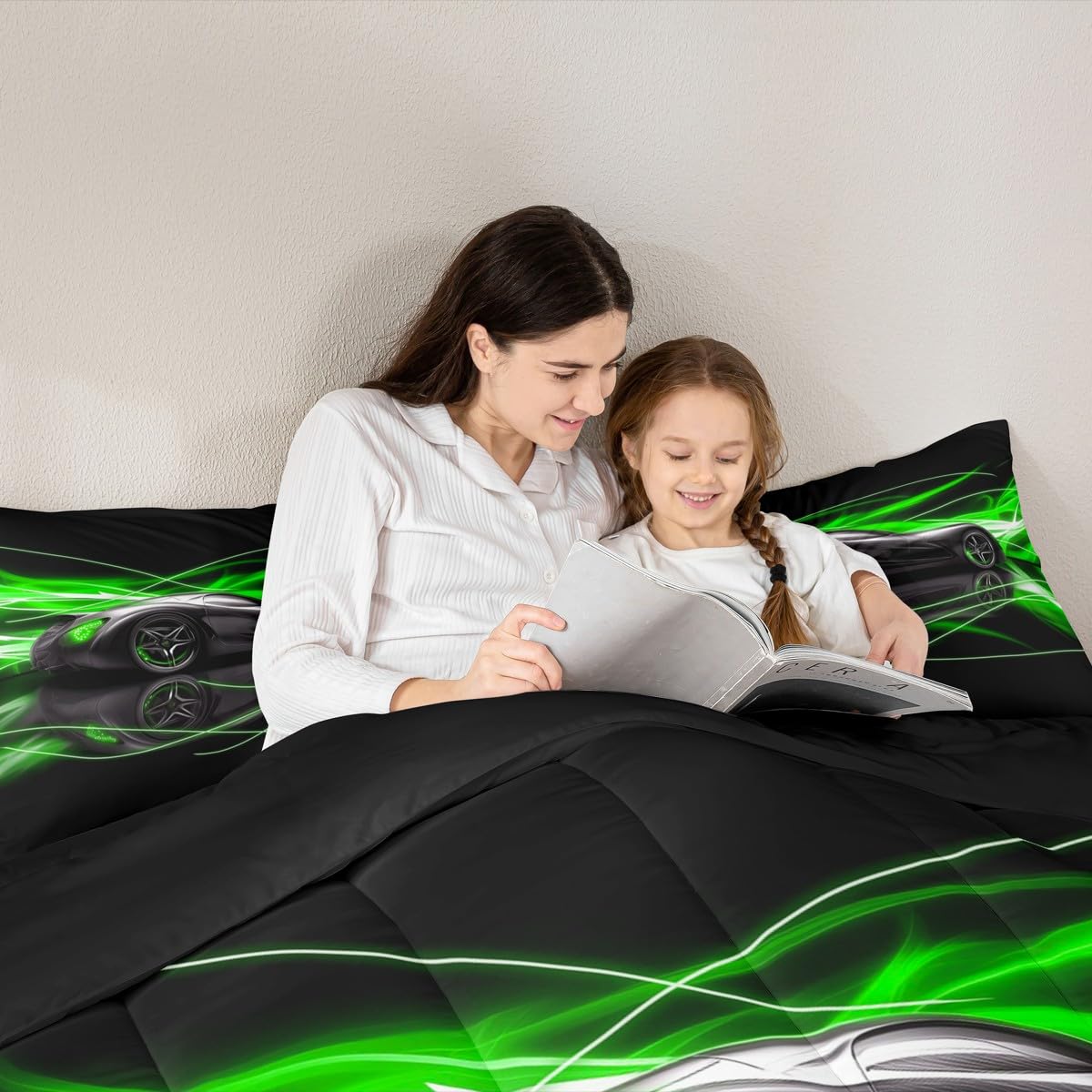 jejeloiu Kids Race Car Comforter Set Twin Size Speed Sports Car Bedding Set for Kids Boys Girls Green Duvet Quilt Automobile Bedroom Decor Microfiber 2 Pcs with 1 Pillow Cases