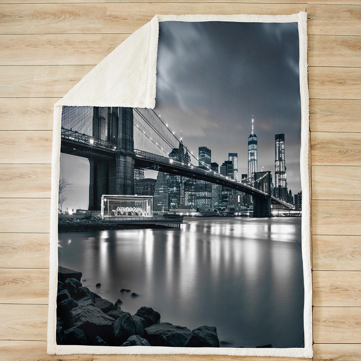 Feelyou Brooklyn Bridge Sherpa Blanket Kids New York City Black and White Fleece Throw Blanket Famous Town Image Fuzzy Blanket for Sofa Bed Couch Decor,Throw 50x60 Inches