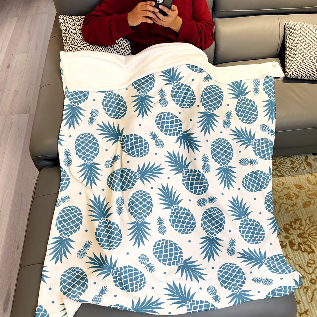 YISUMEI Pineapple Blanket 60x80 Inches Soft and Cozy Tropical Fruit Pattern Throw Great Gifts for Kids Boys and Girls