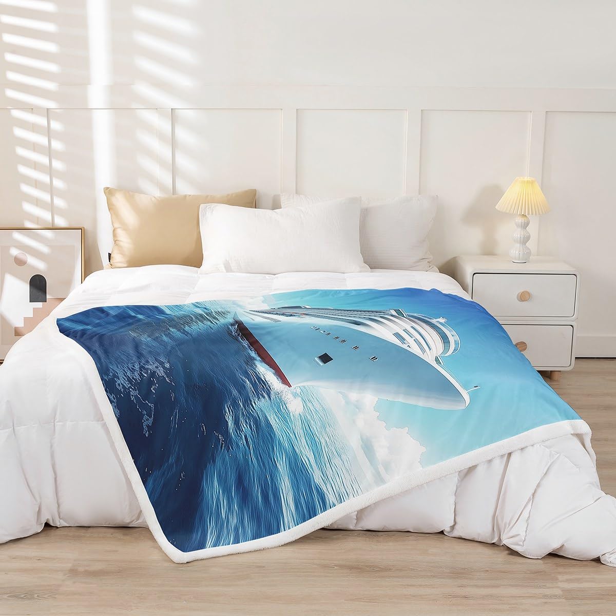 Hawaiian Ocean Sherpa Throw Blanket - Sea Ship Printed Fleece for Sofa Couch - Cruise Ship Fuzzy Plush for Women Summer Holiday Vacation - Room Decor Flannel Throw 50"x60"