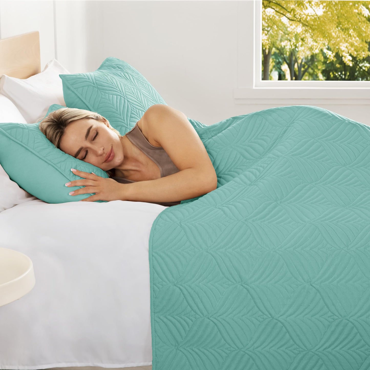 Whale Flotilla Extra Soft Full Queen Quilt Bedding Set, Lightweight Turquoise Bedspreads Quilts Queen Size with Modern Pattern, Reversible 3-Piece Coverlet with 2 Pillow Shames for All Seasons