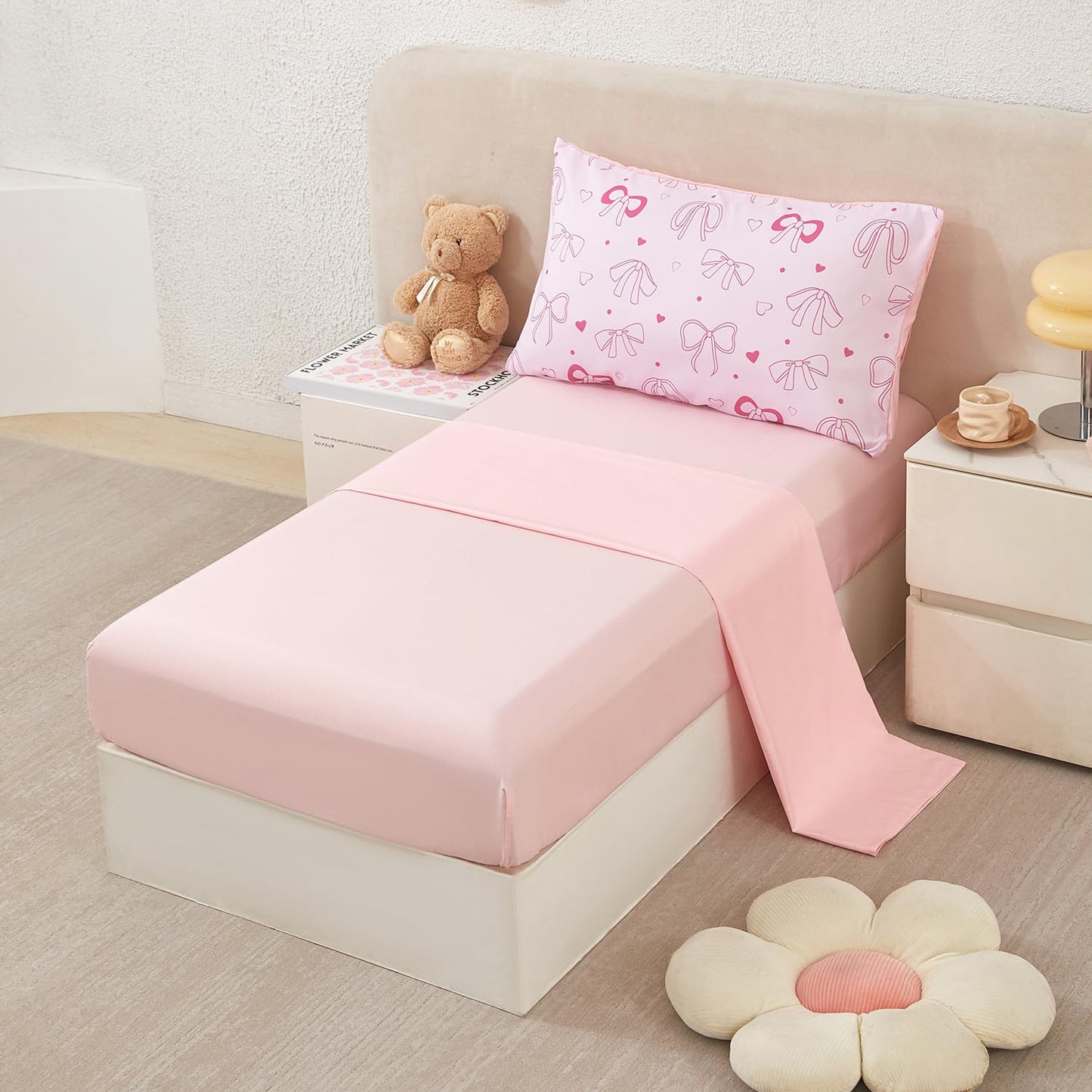 URBONUR 4 Piece Toddler Bedding Set - Soft and Breathable Crib Bedding Set for Girls, Includes Comforter, Fitted Sheet, Flat Top Sheet and Envelope Pillowcase, Pink Bow